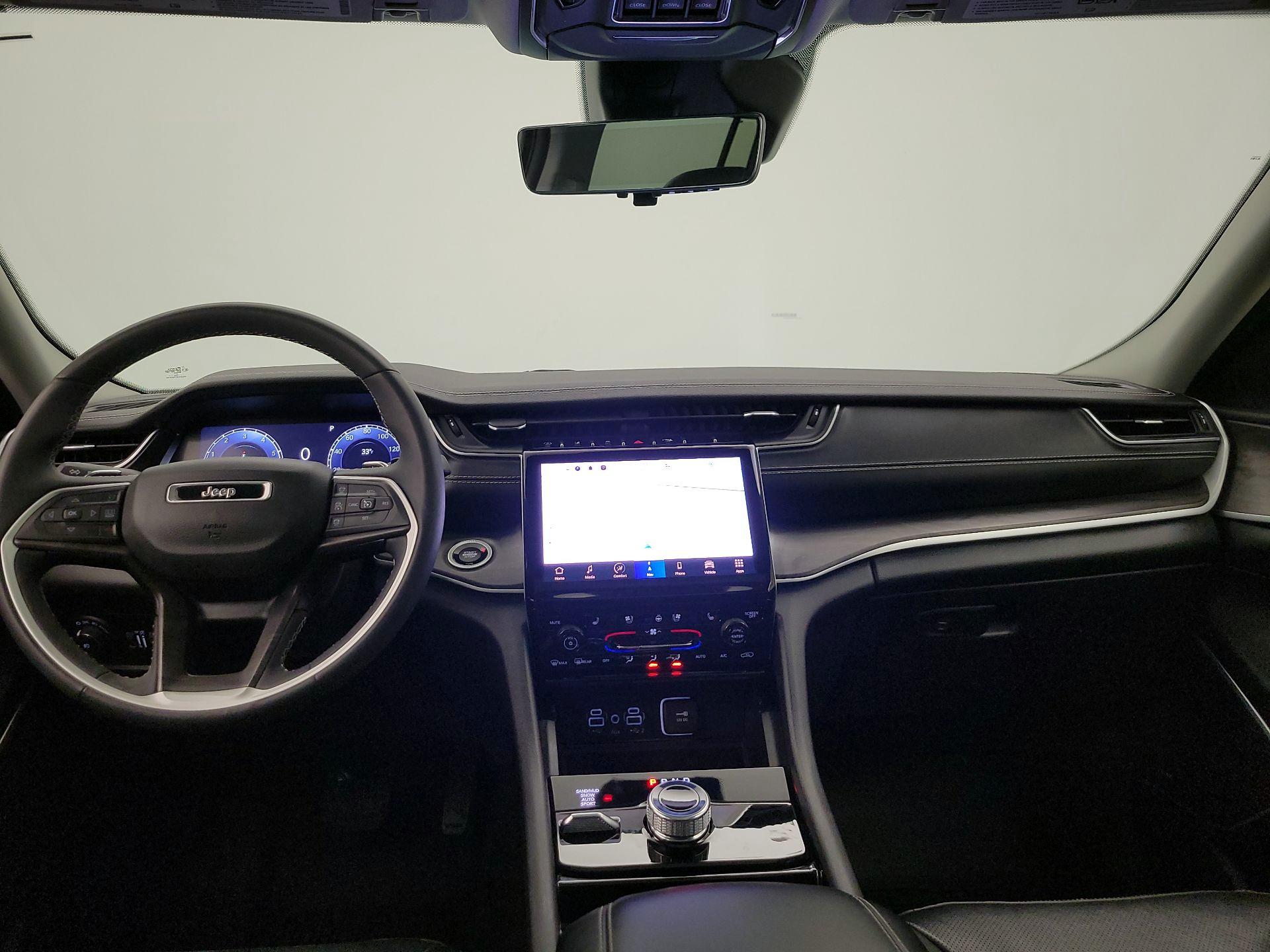 Thumbnail: 2023 Jeep Grand Cherokee L - 9