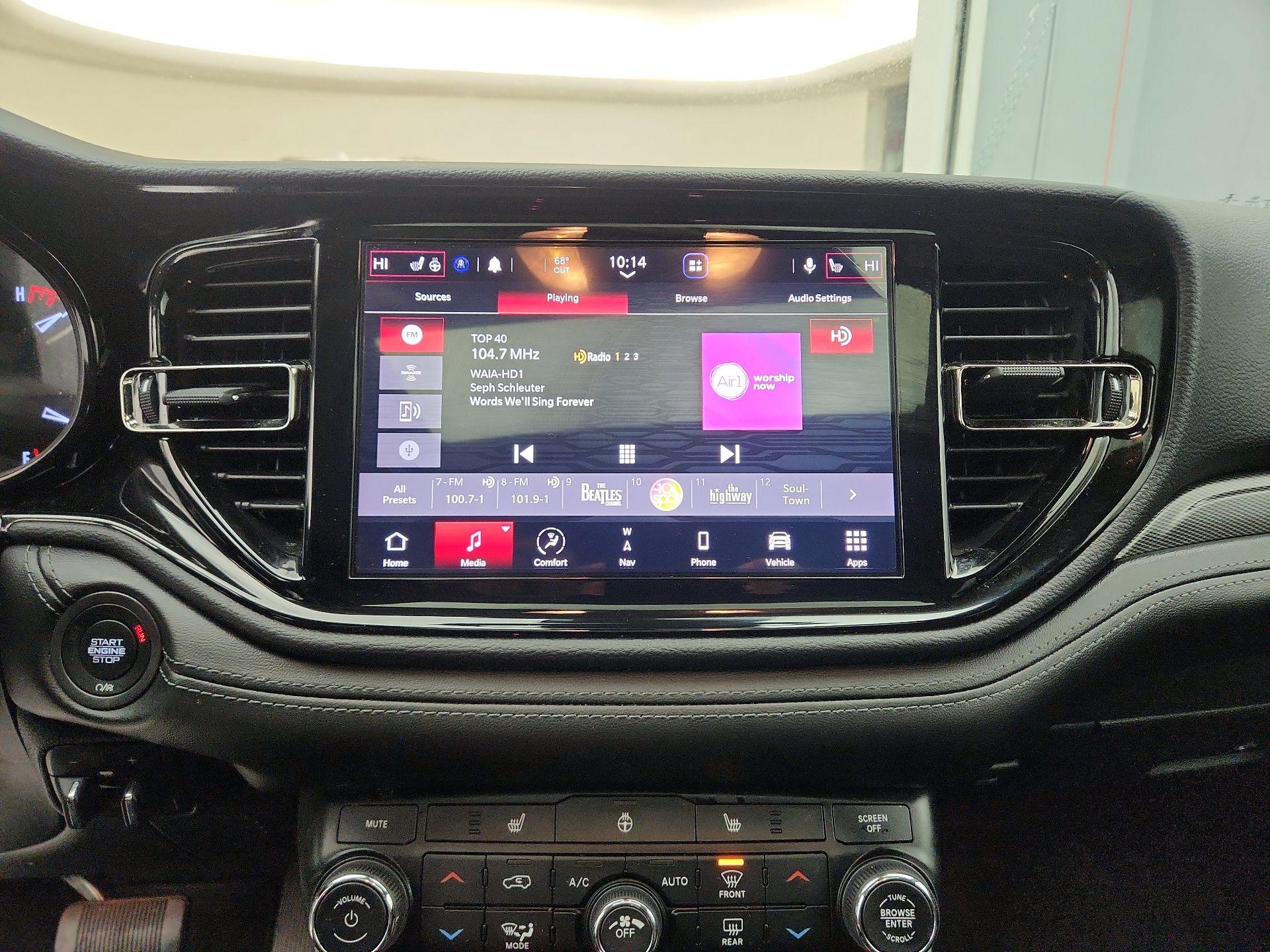 Thumbnail: 2022 Dodge Durango - 16