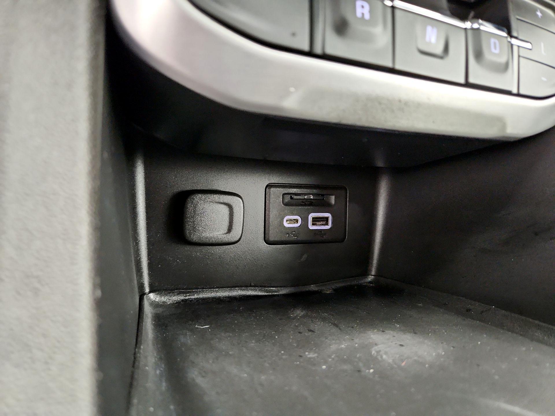 Thumbnail: 2023 GMC Acadia - 19