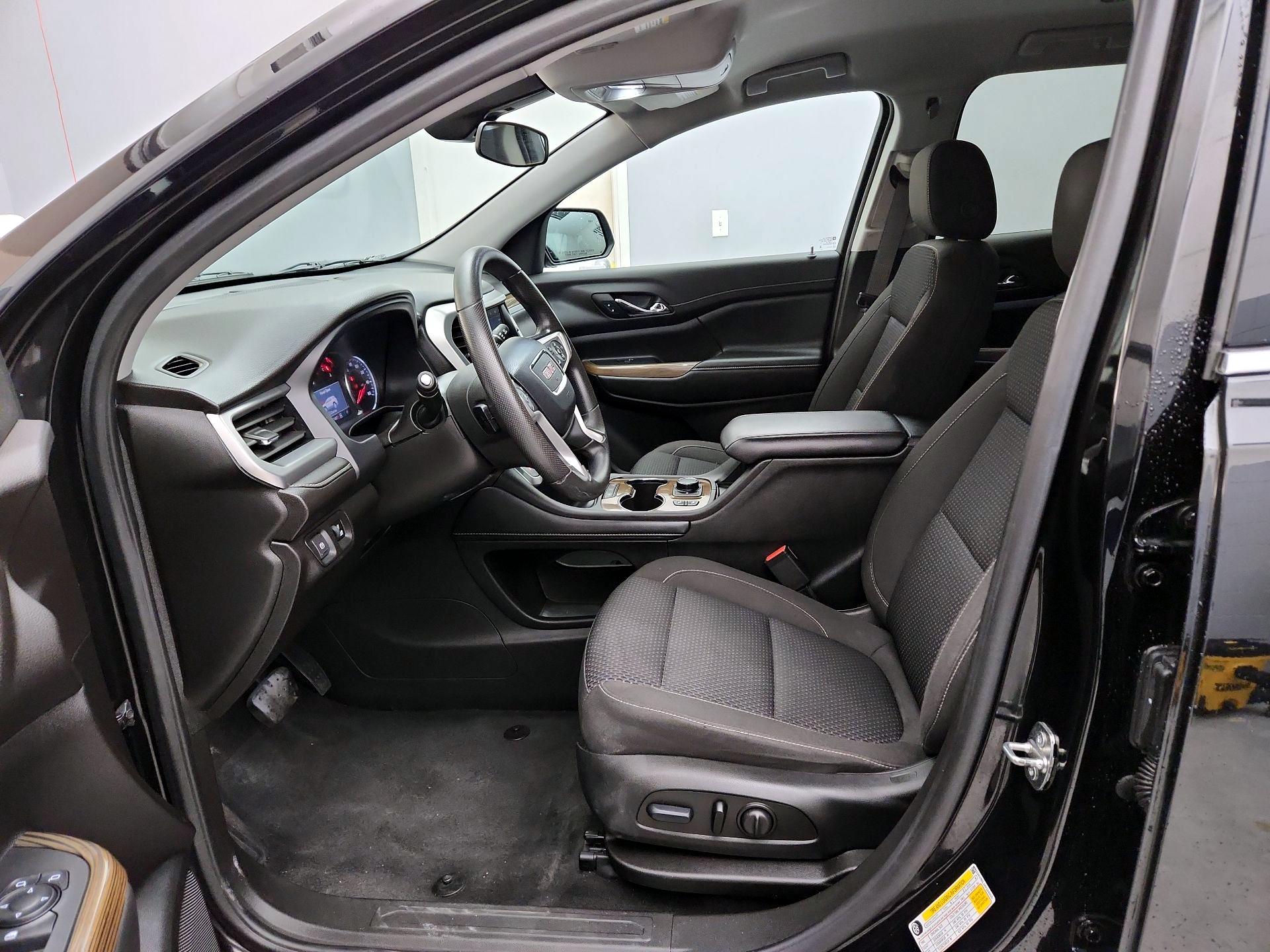 Thumbnail: 2023 GMC Acadia - 20