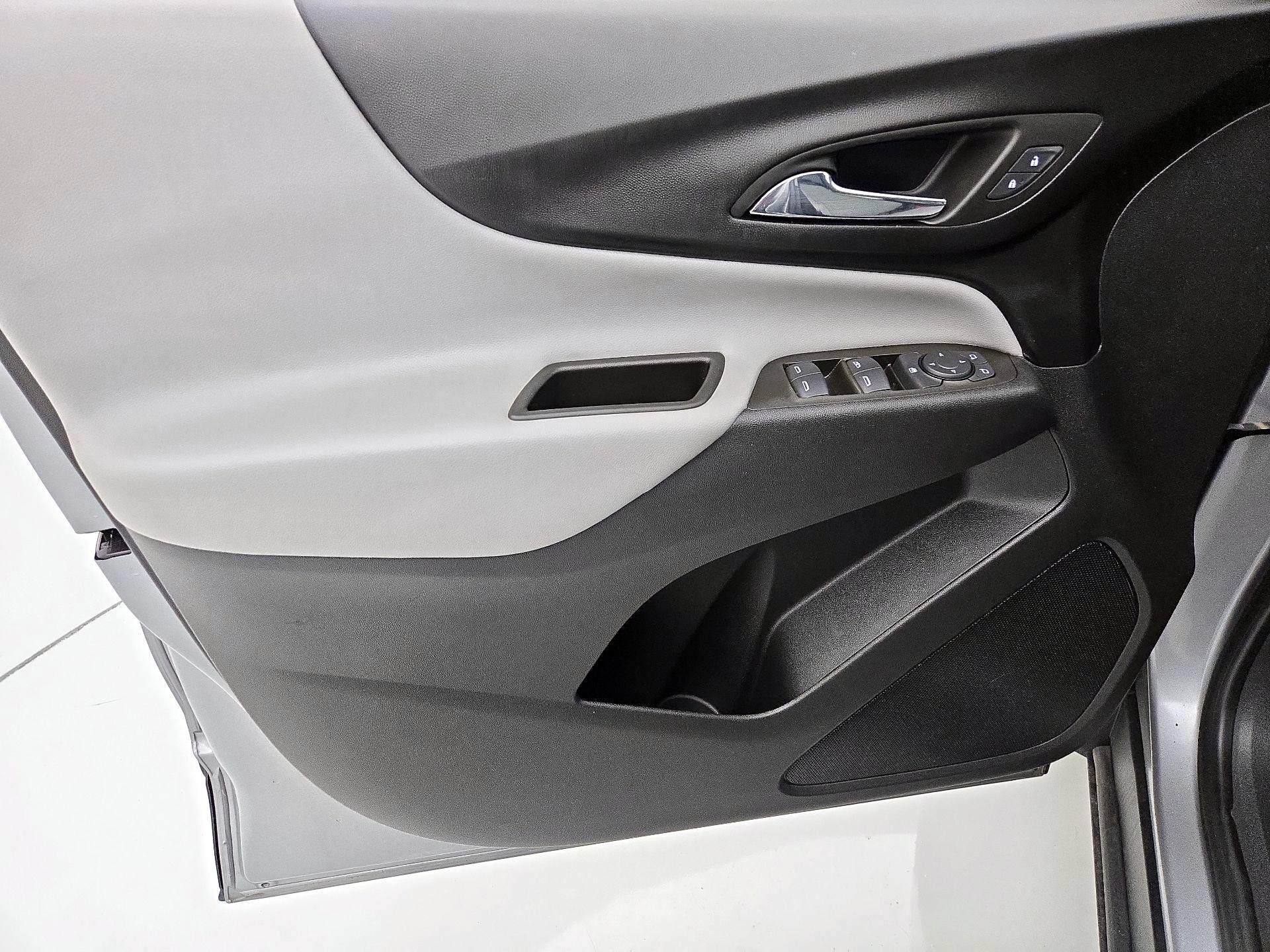 Thumbnail: 2023 Chevrolet Equinox - 12