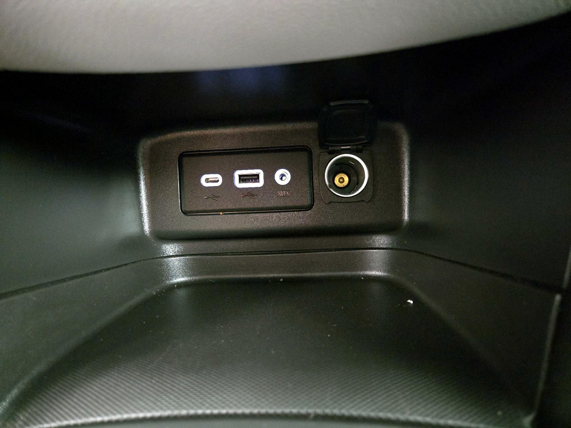 Thumbnail: 2023 Chevrolet Equinox - 18