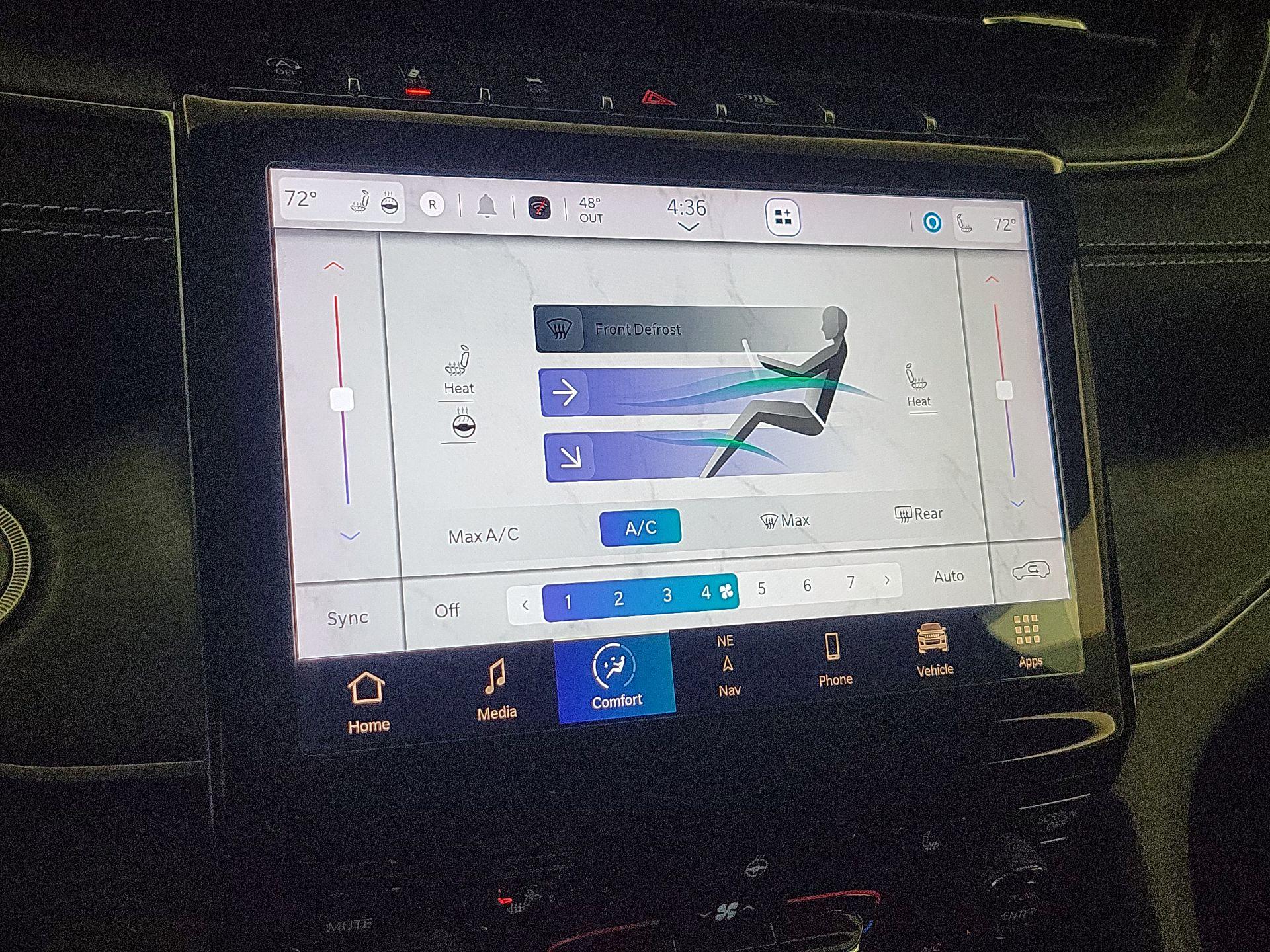 Thumbnail: 2023 Jeep Grand Cherokee - 17