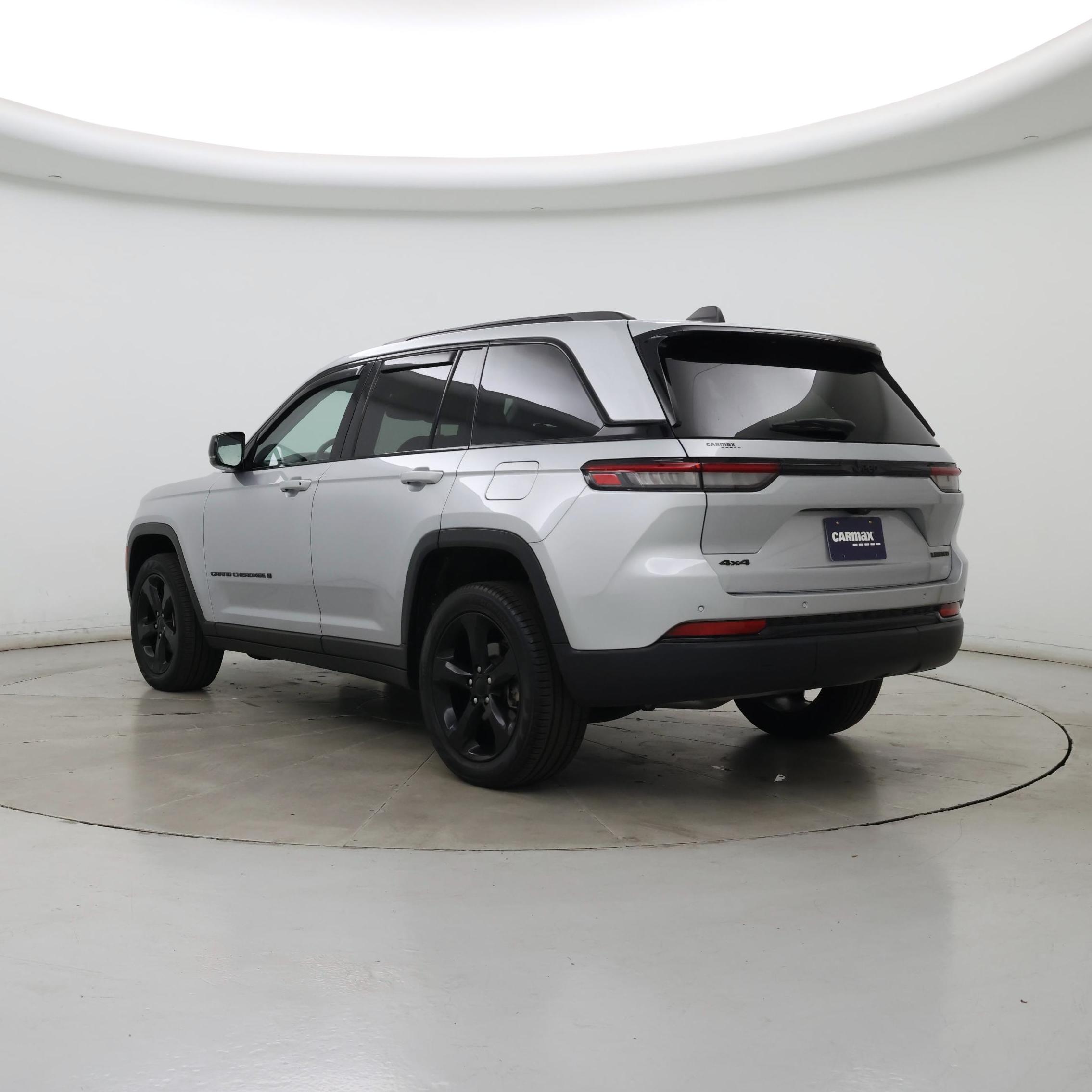 Thumbnail: 2023 Jeep Grand Cherokee - 2