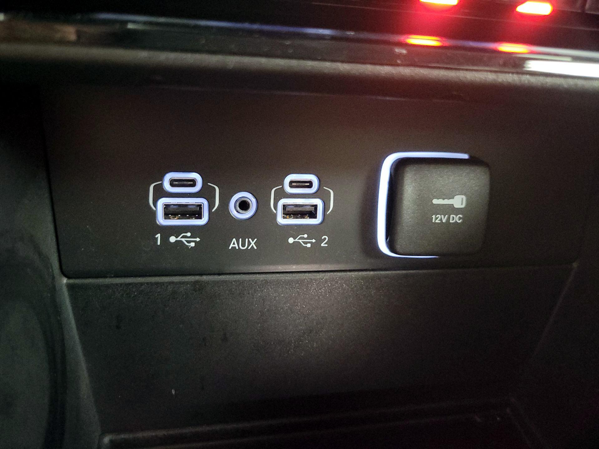 Thumbnail: 2023 Jeep Grand Cherokee - 19