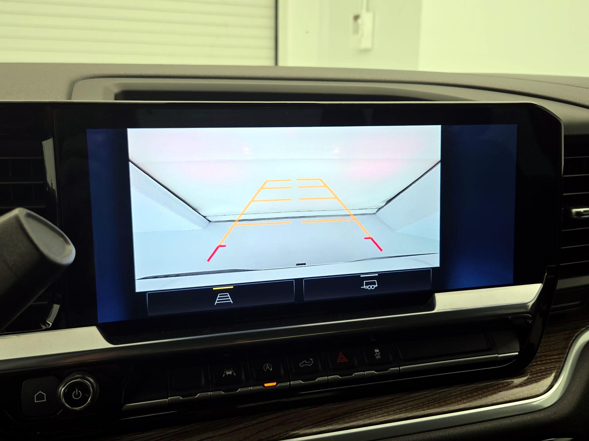 Thumbnail: 2022 Chevrolet Silverado 1500 - 15