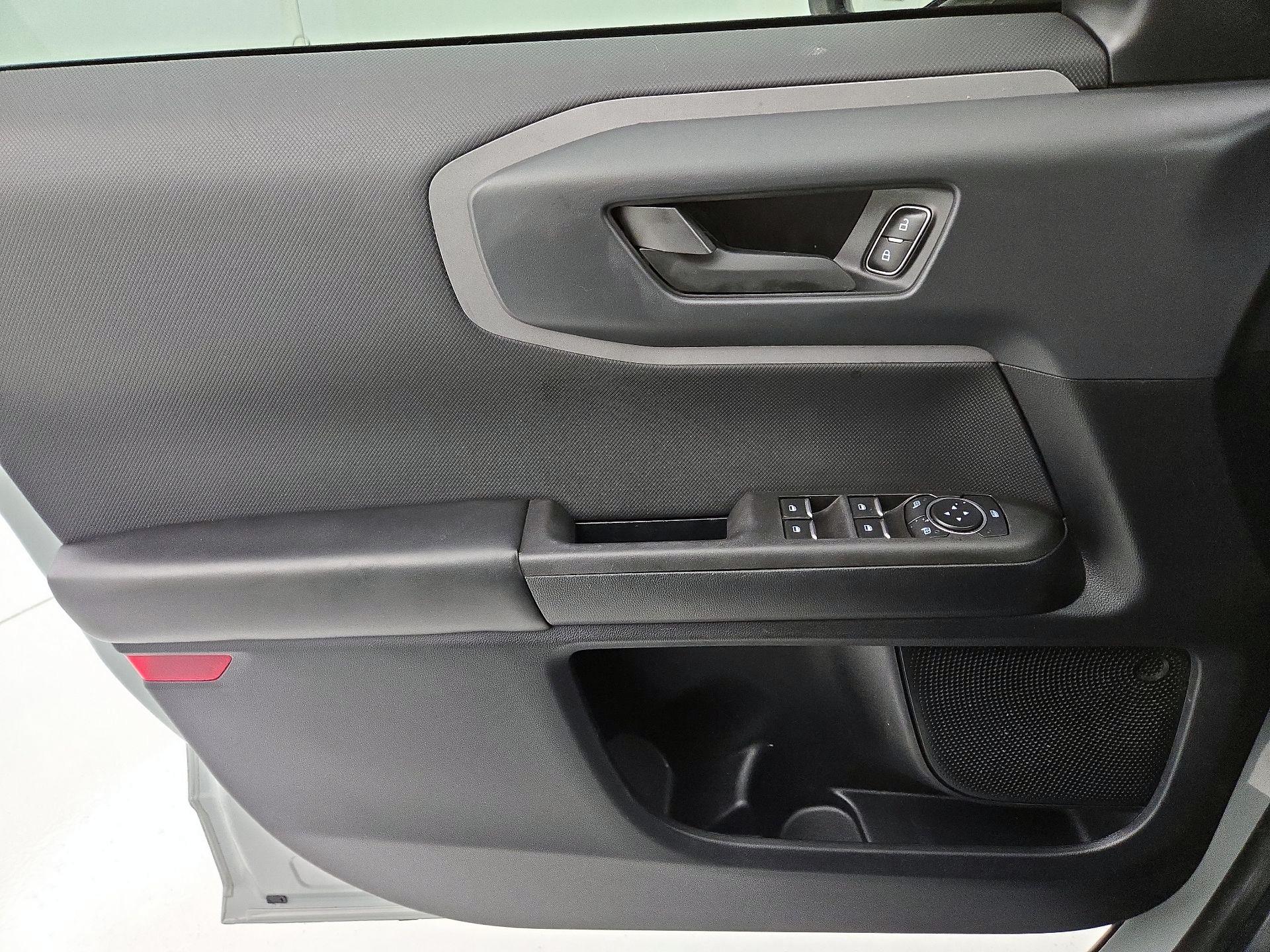 Thumbnail: 2021 Ford Bronco Sport - 12