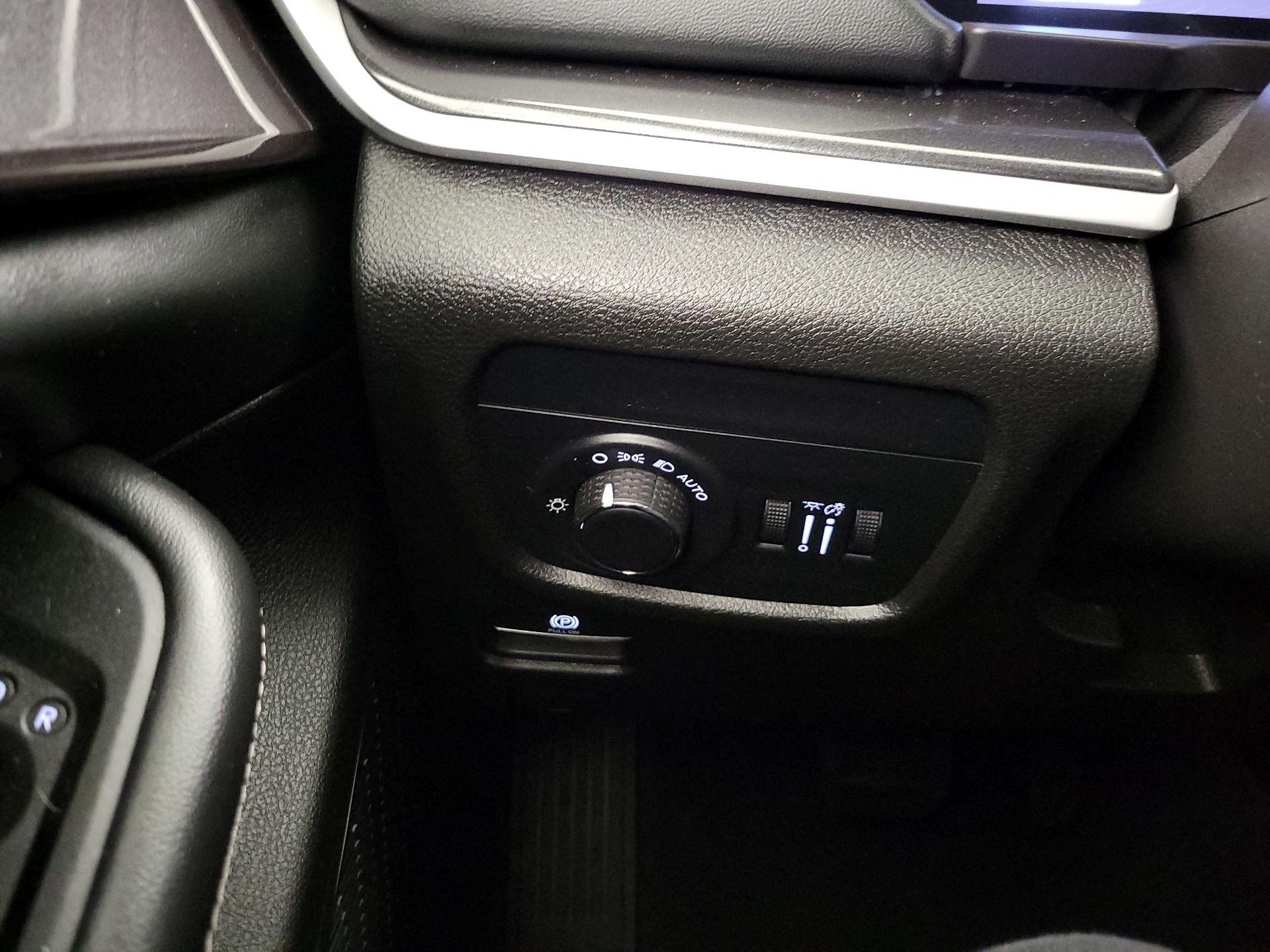 Thumbnail: 2023 Jeep Grand Cherokee - 13