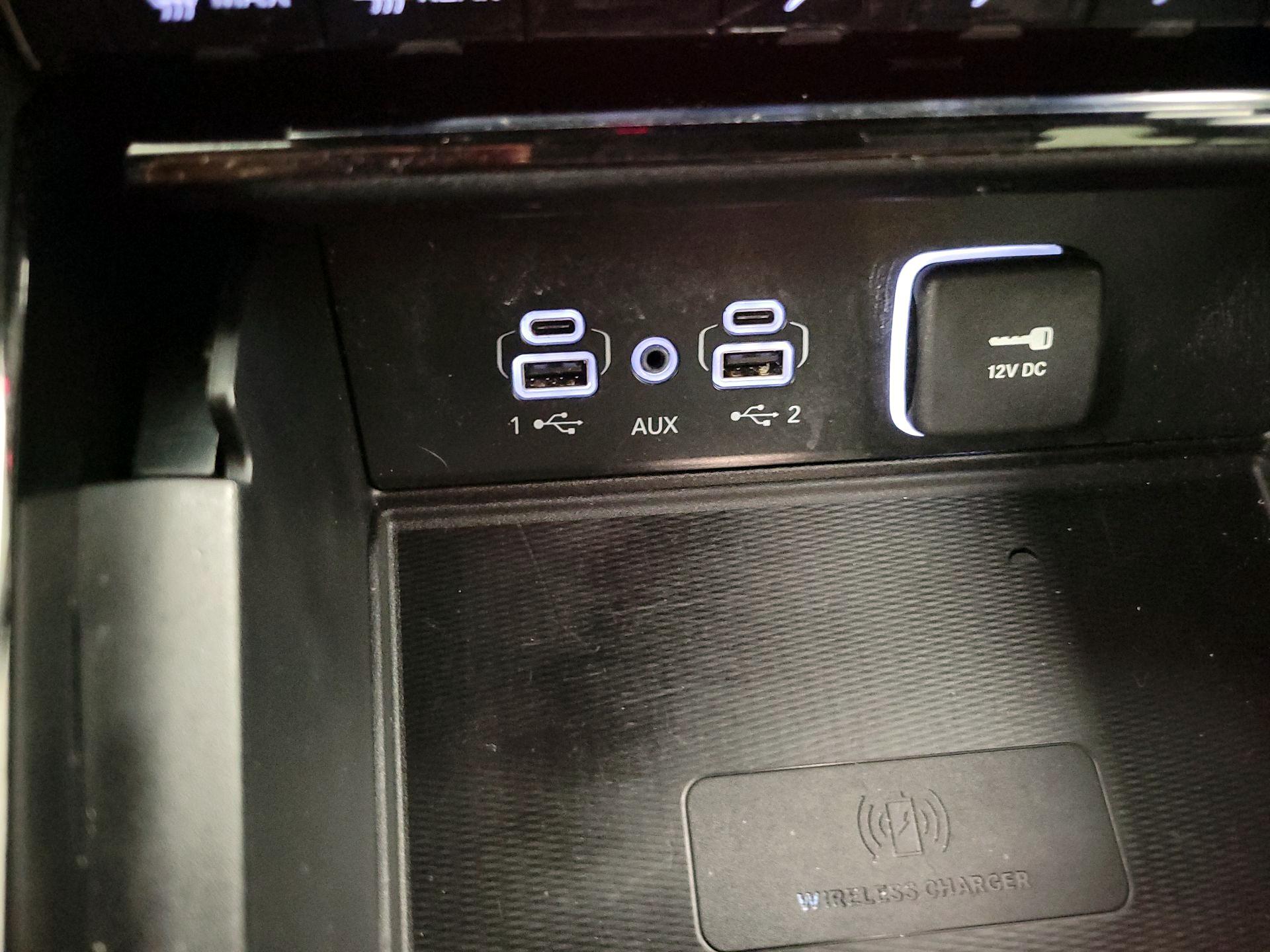 Thumbnail: 2023 Jeep Grand Cherokee - 18