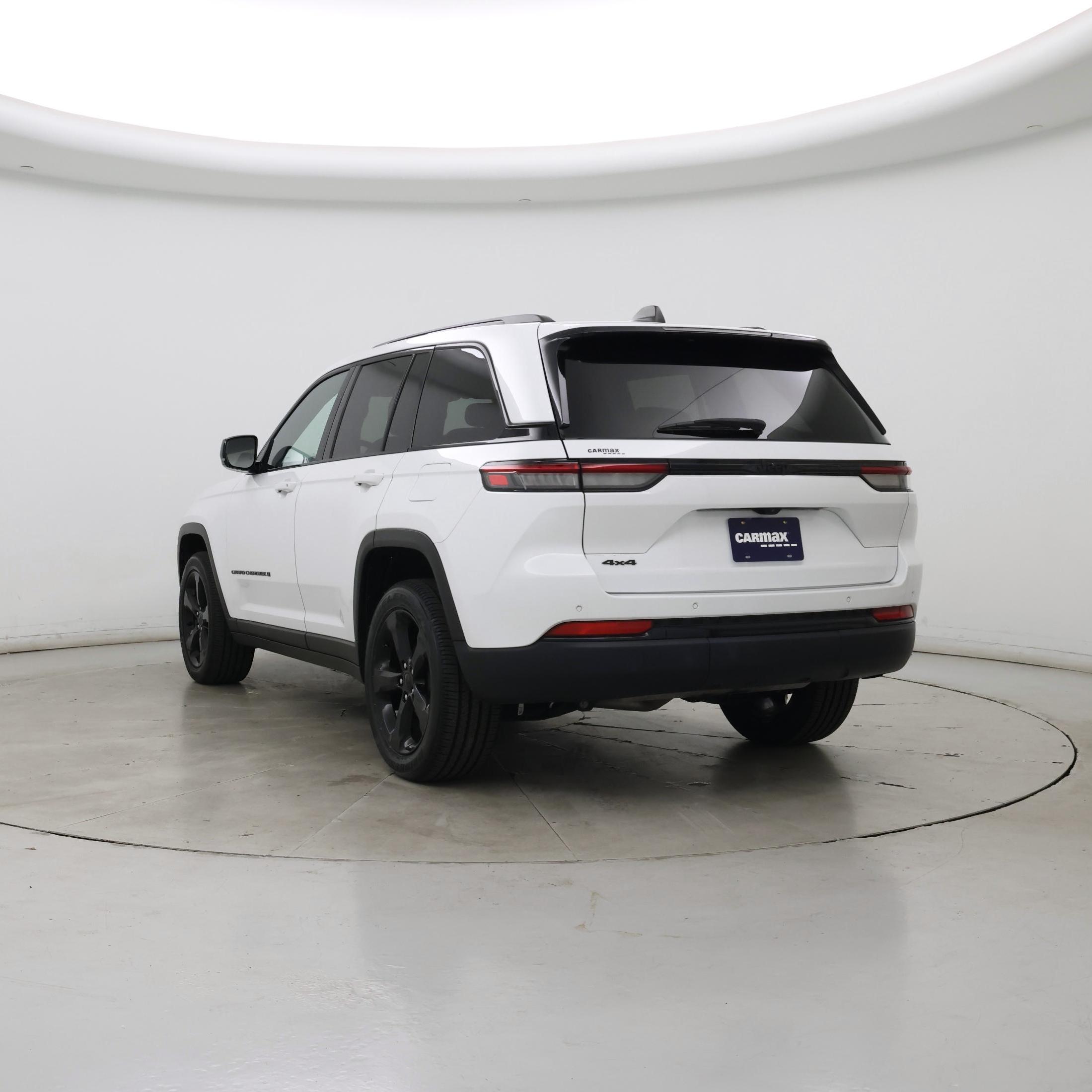 Thumbnail: 2023 Jeep Grand Cherokee - 2