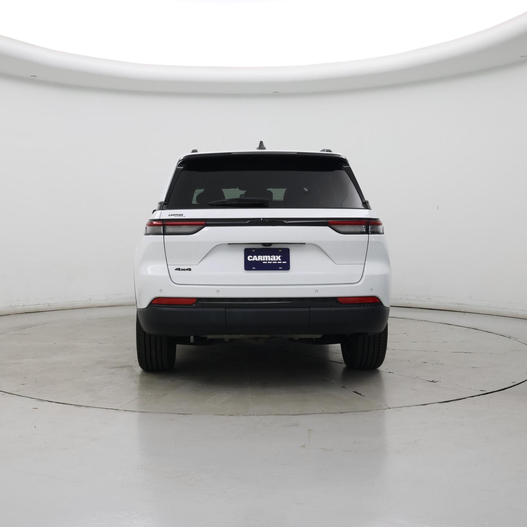 Thumbnail: 2023 Jeep Grand Cherokee - 6