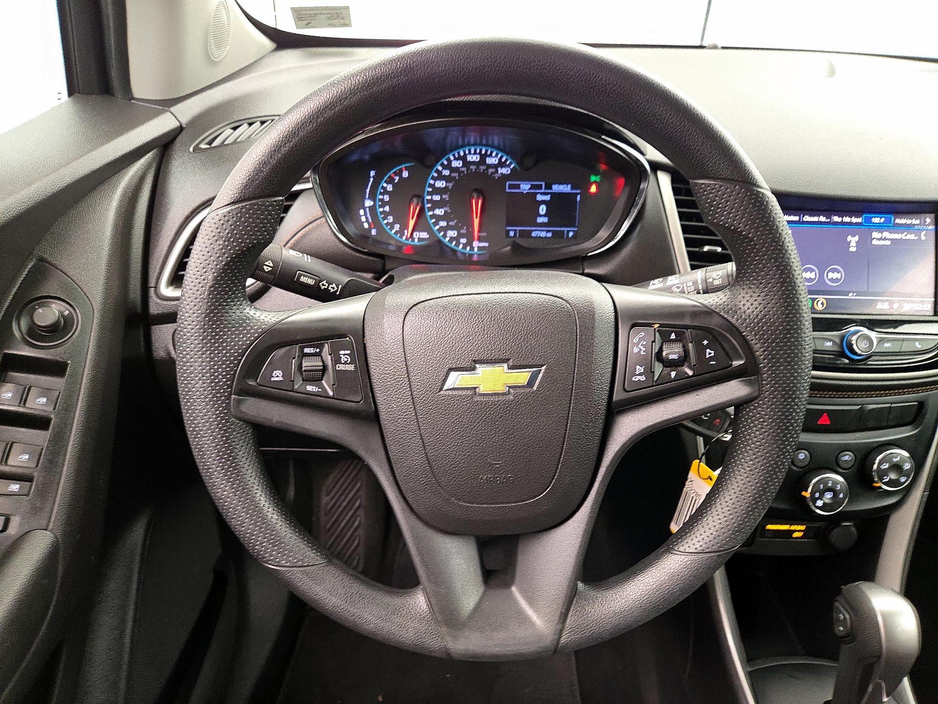 Thumbnail: 2020 Chevrolet Trax - 10