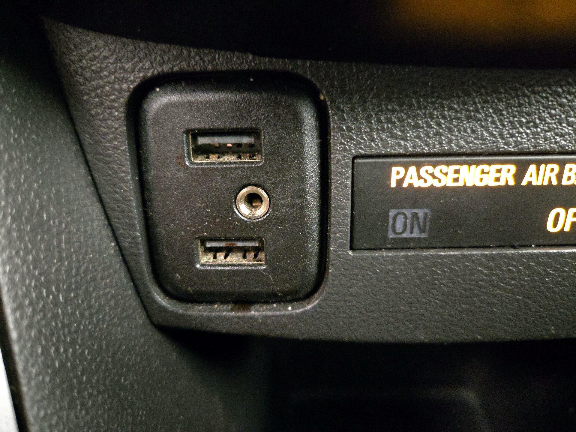 Thumbnail: 2020 Chevrolet Trax - 18