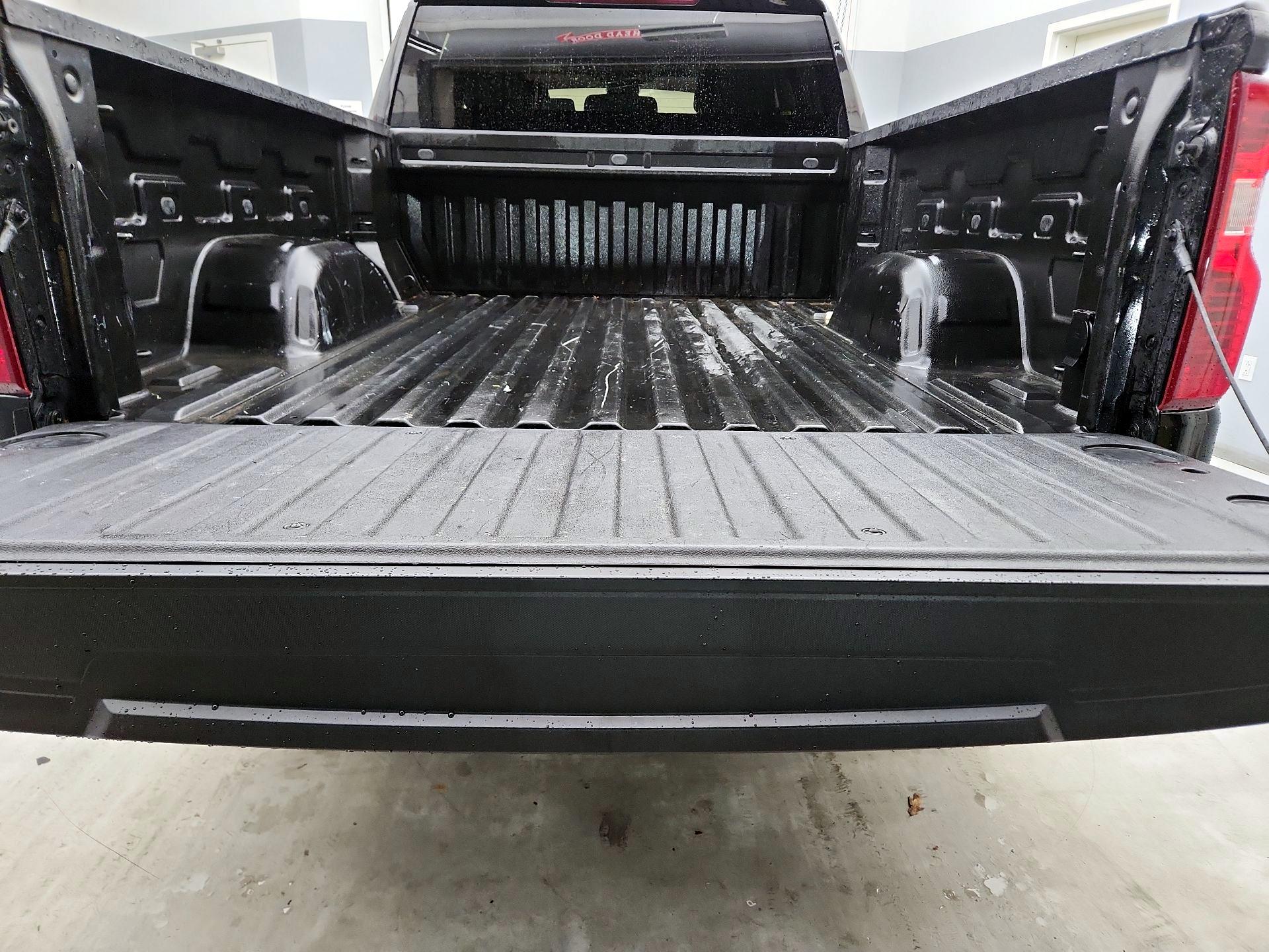 Thumbnail: 2024 Chevrolet Silverado 1500 - 20