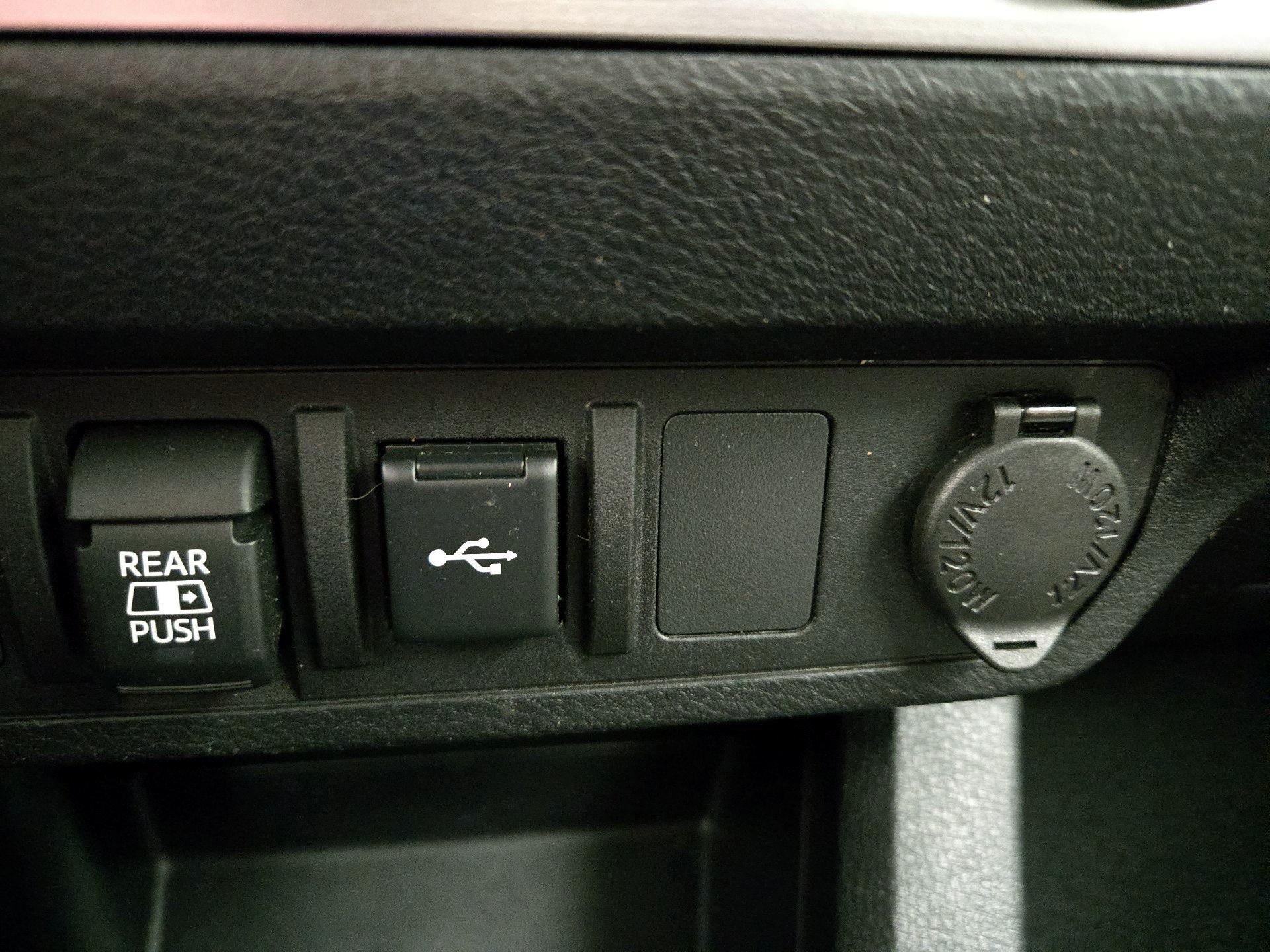 Thumbnail: 2022 Toyota Tacoma - 18