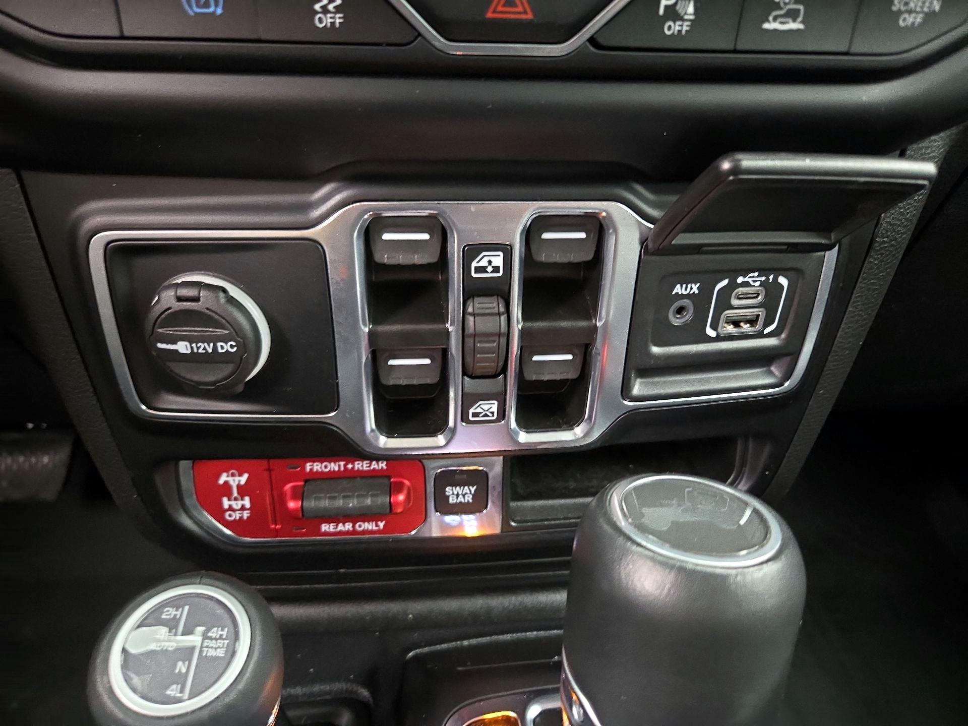 Thumbnail: 2023 Jeep Wrangler - 19