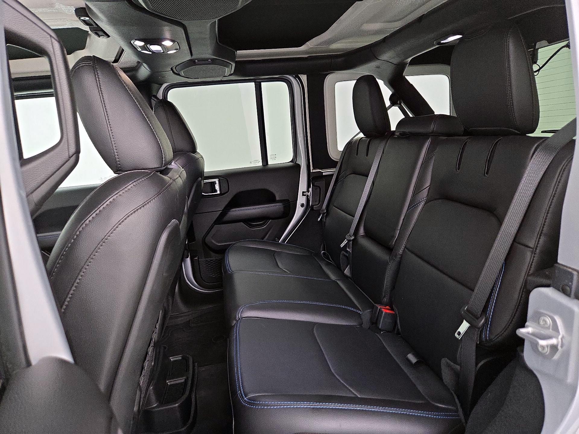 Thumbnail: 2023 Jeep Wrangler - 20