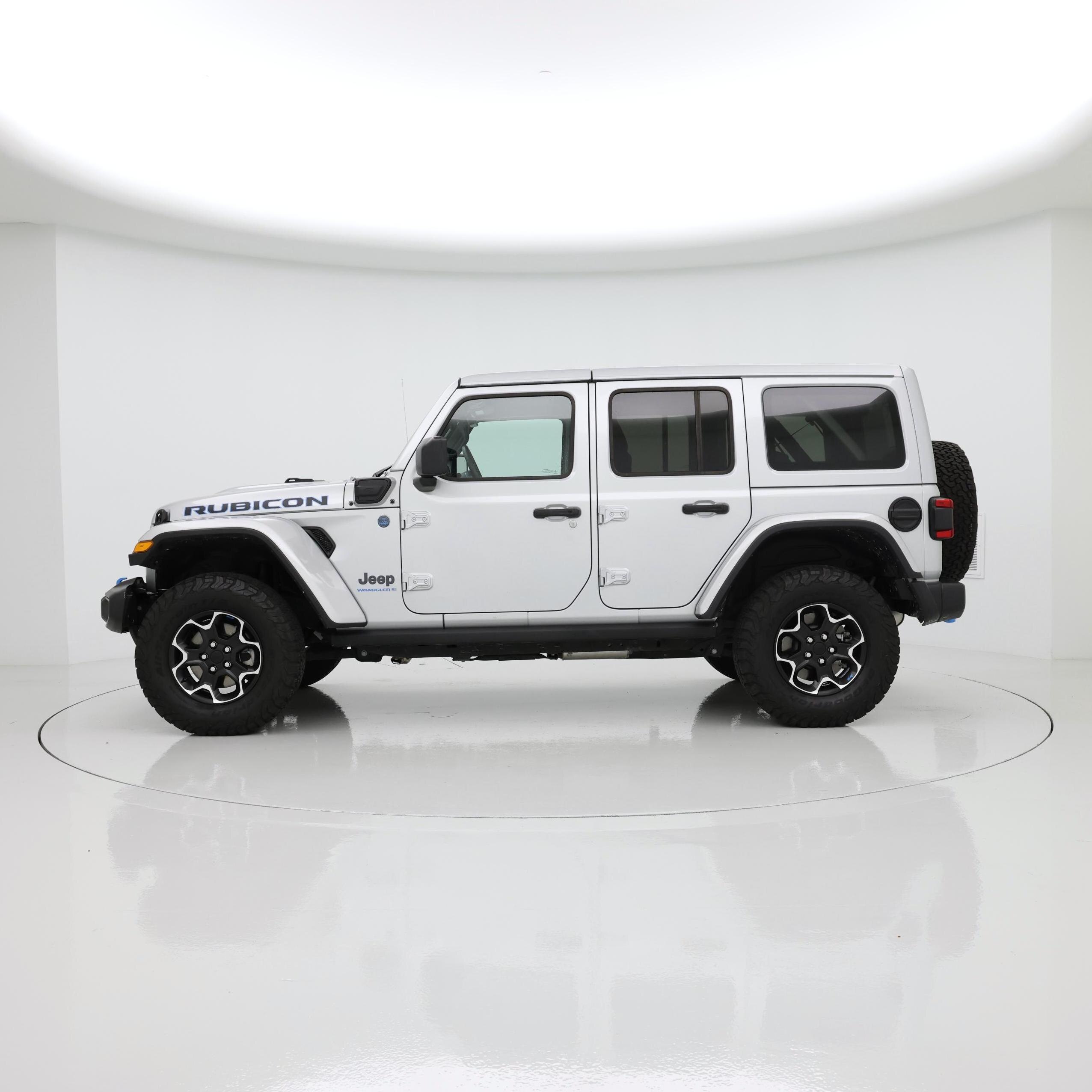 Thumbnail: 2023 Jeep Wrangler - 3
