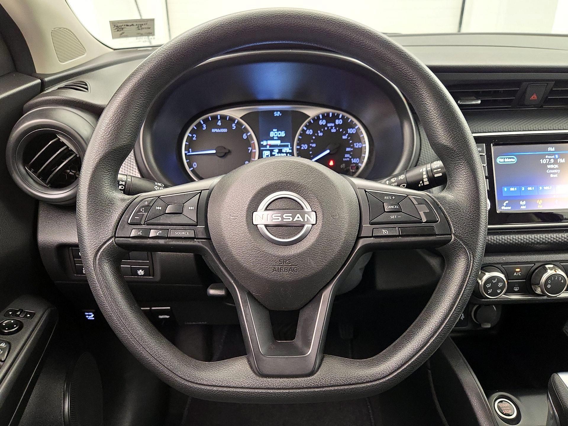 Thumbnail: 2023 Nissan Kicks - 10