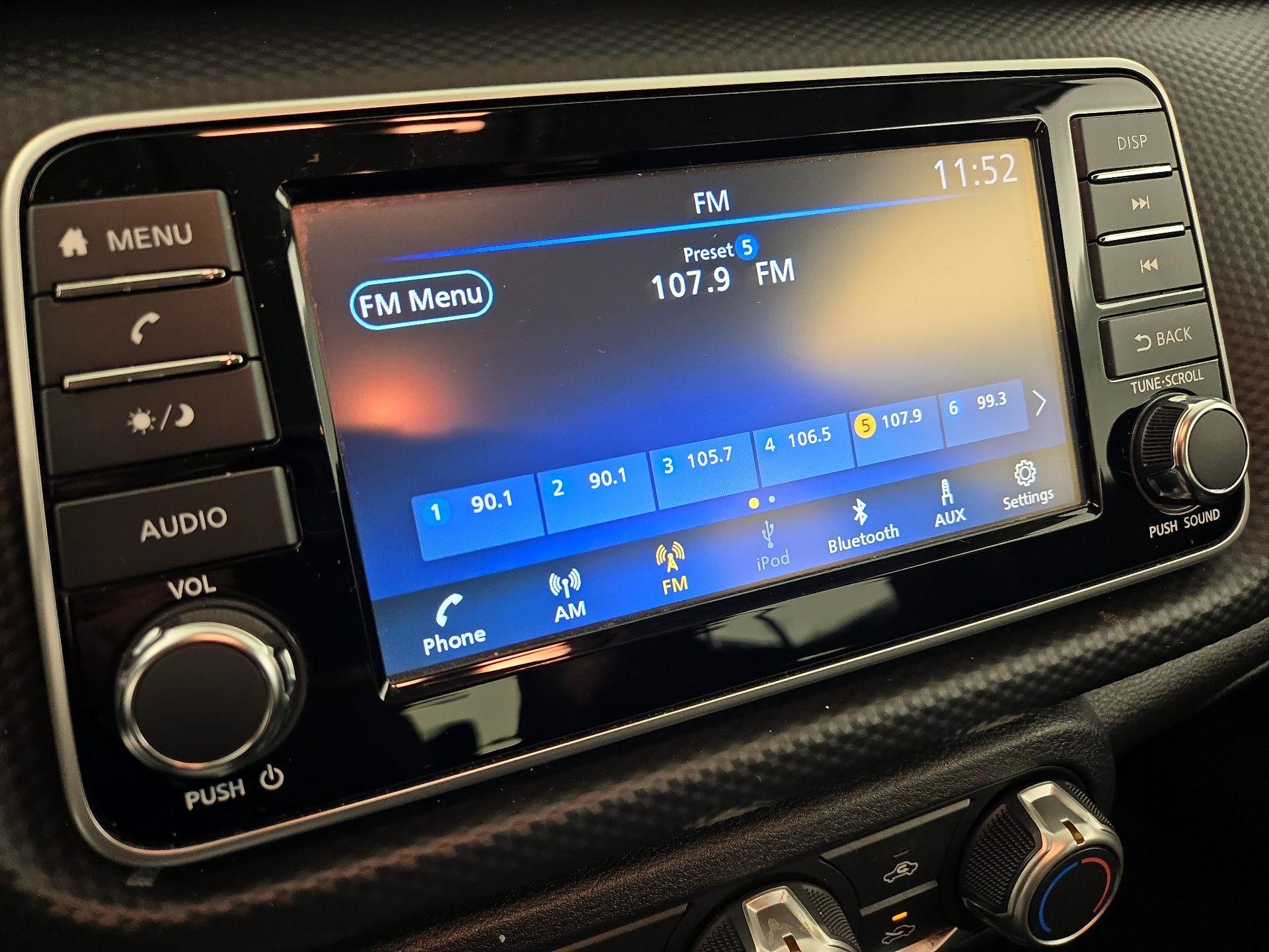 Thumbnail: 2023 Nissan Kicks - 15