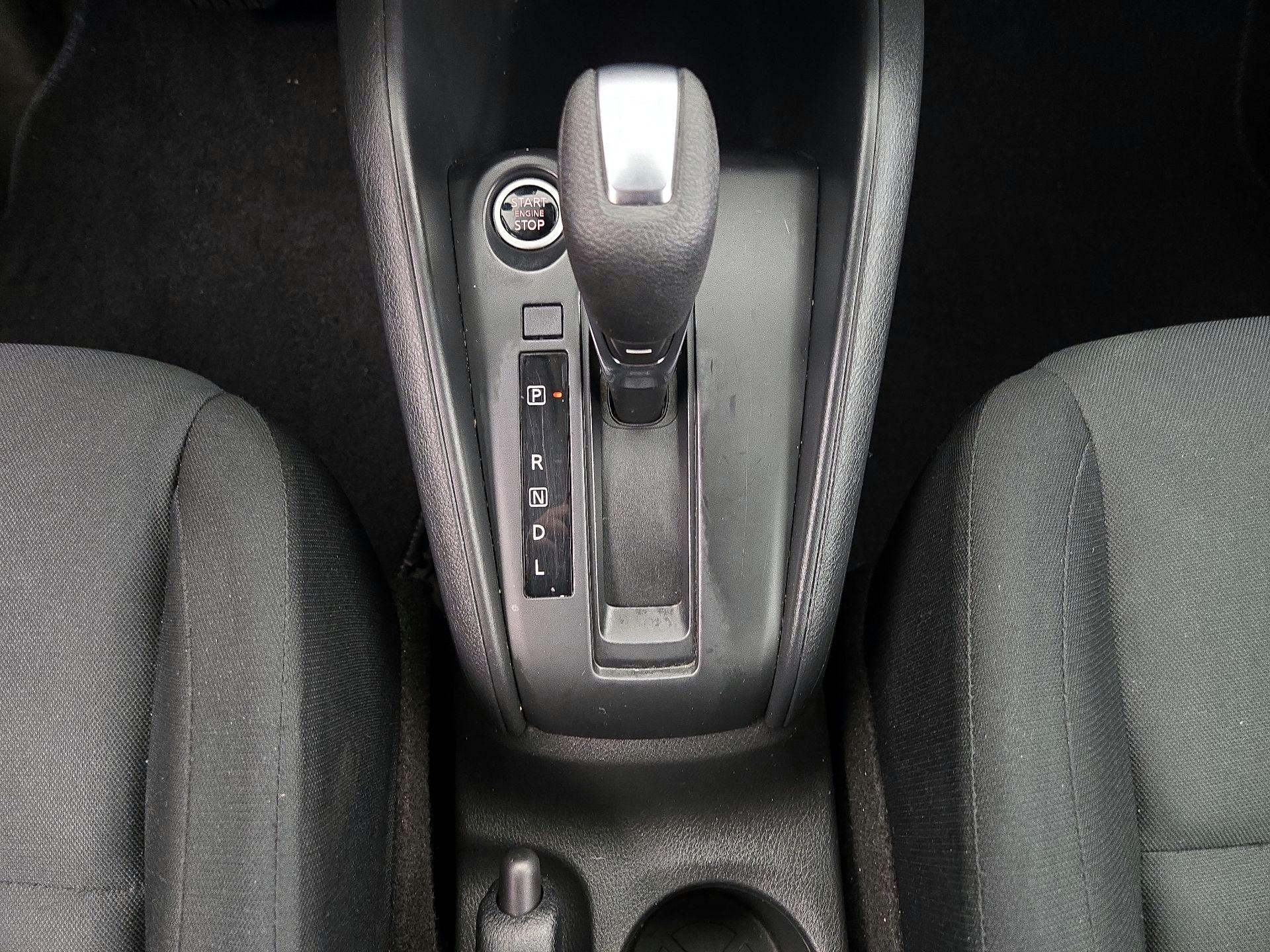 Thumbnail: 2023 Nissan Kicks - 17