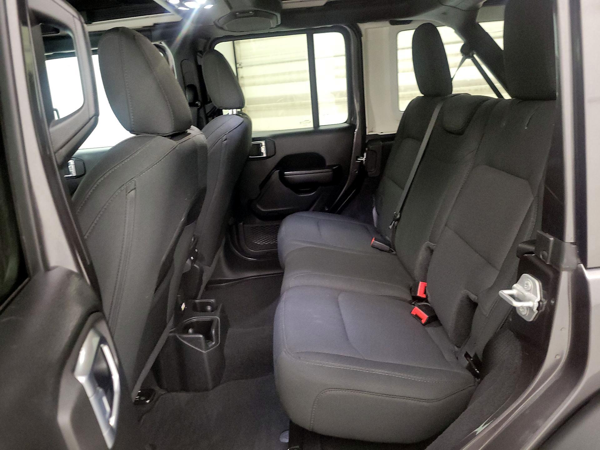 Thumbnail: 2021 Jeep Wrangler - 20