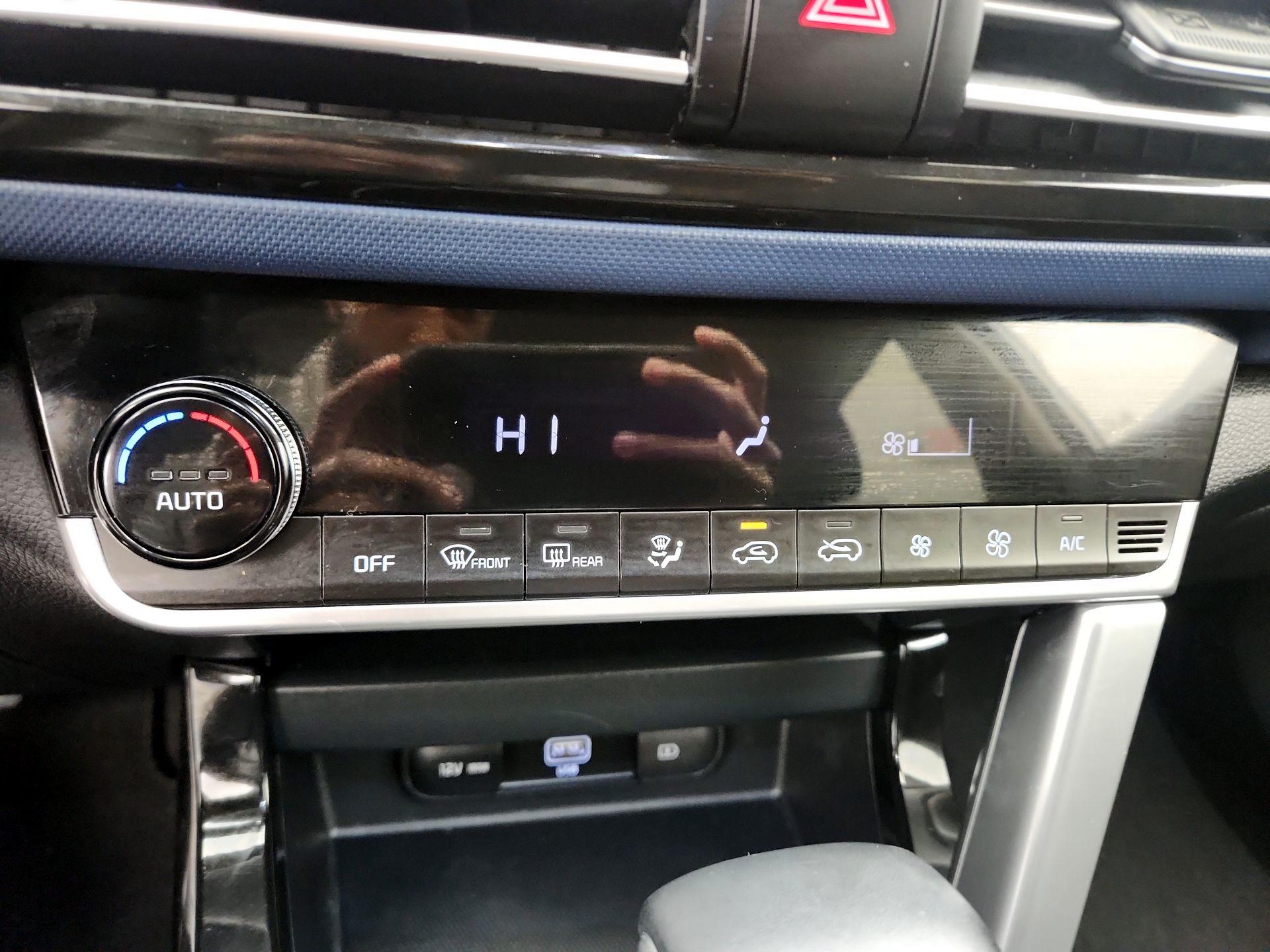 Thumbnail: 2023 Kia Seltos - 17