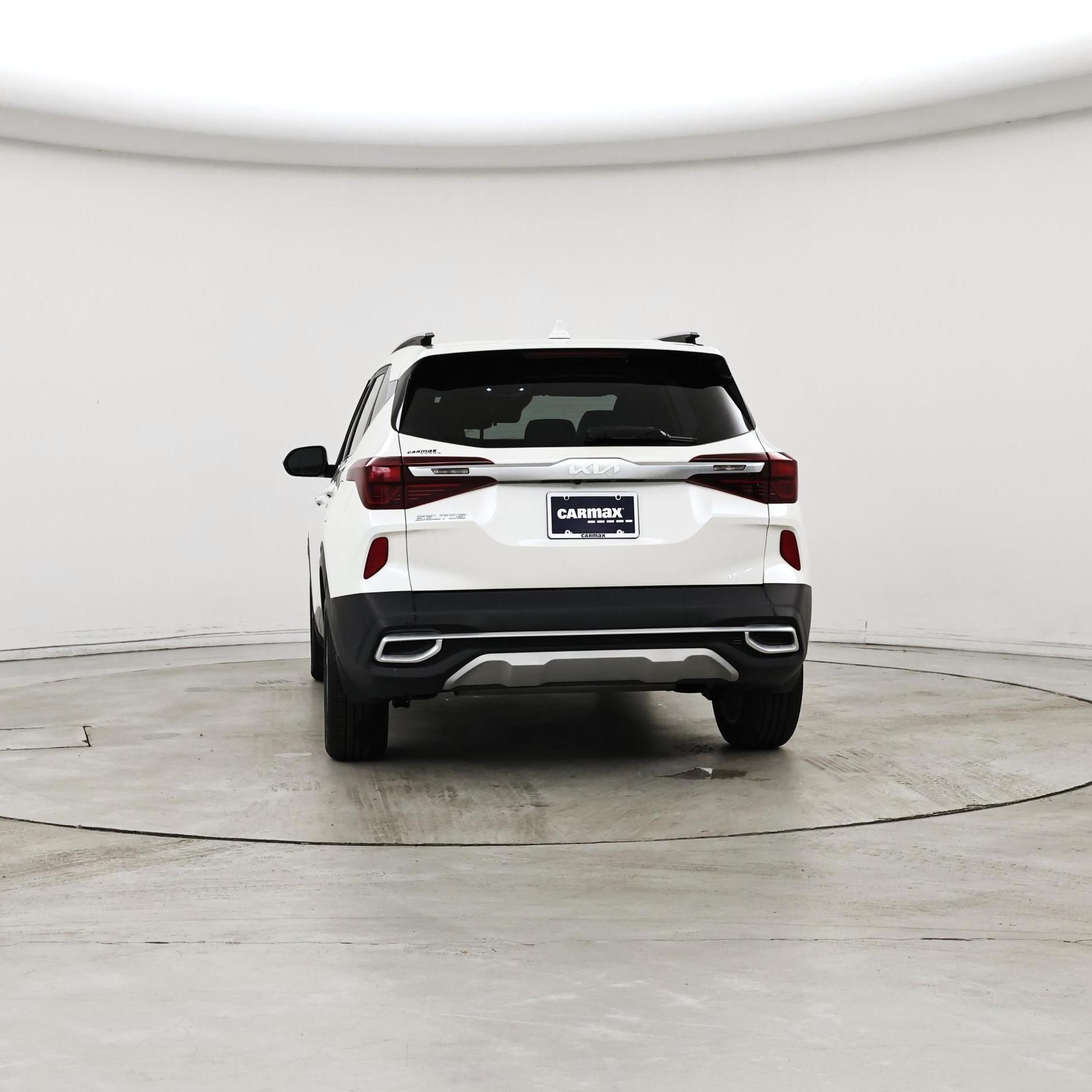 Thumbnail: 2023 Kia Seltos - 6