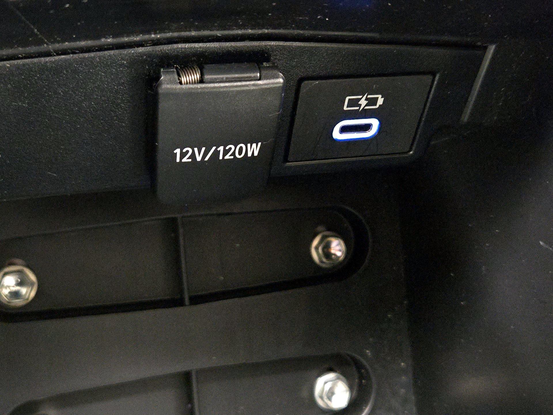 Thumbnail: 2022 Toyota Corolla - 18