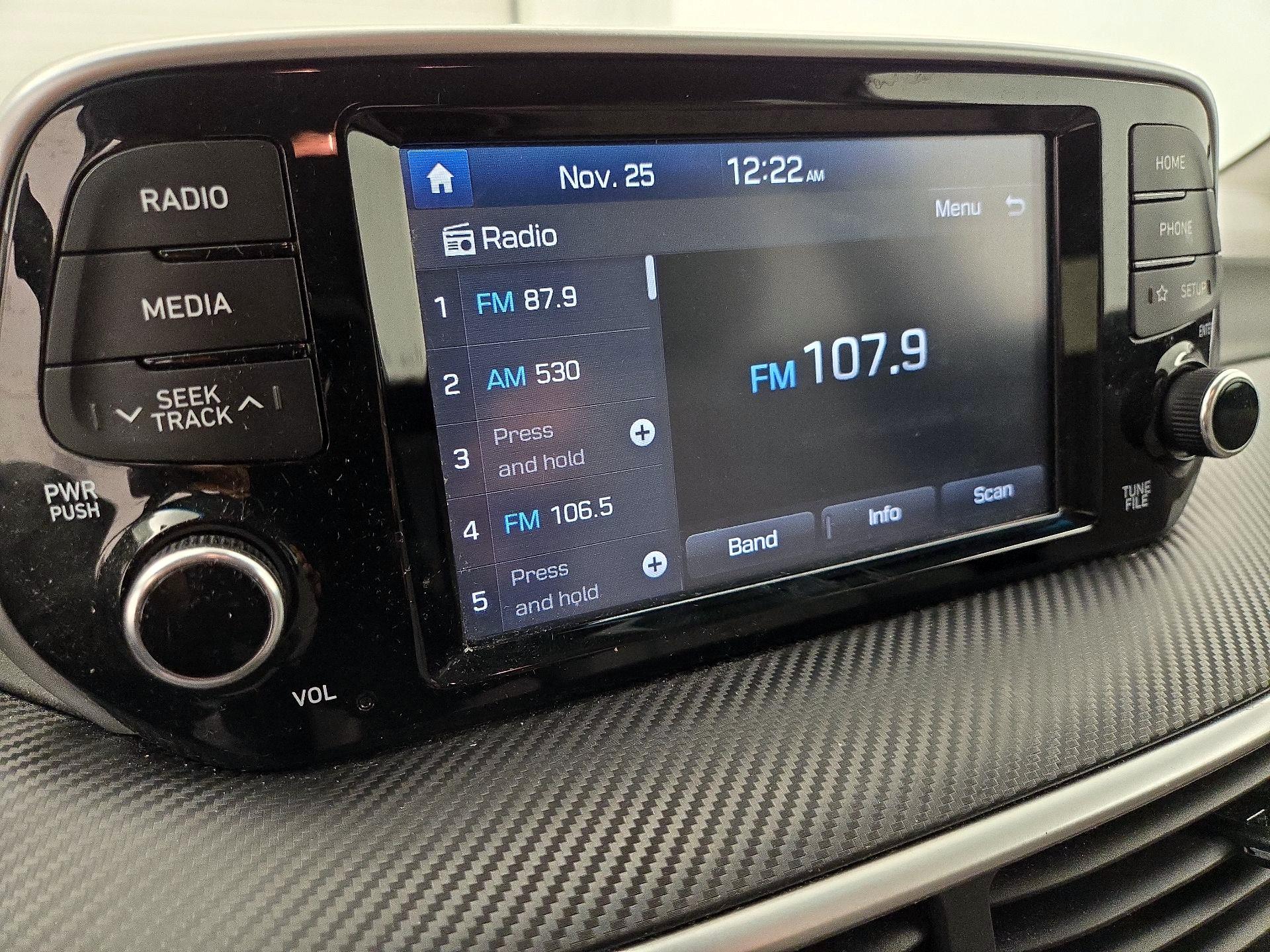 Thumbnail: 2020 Hyundai Tucson - 15