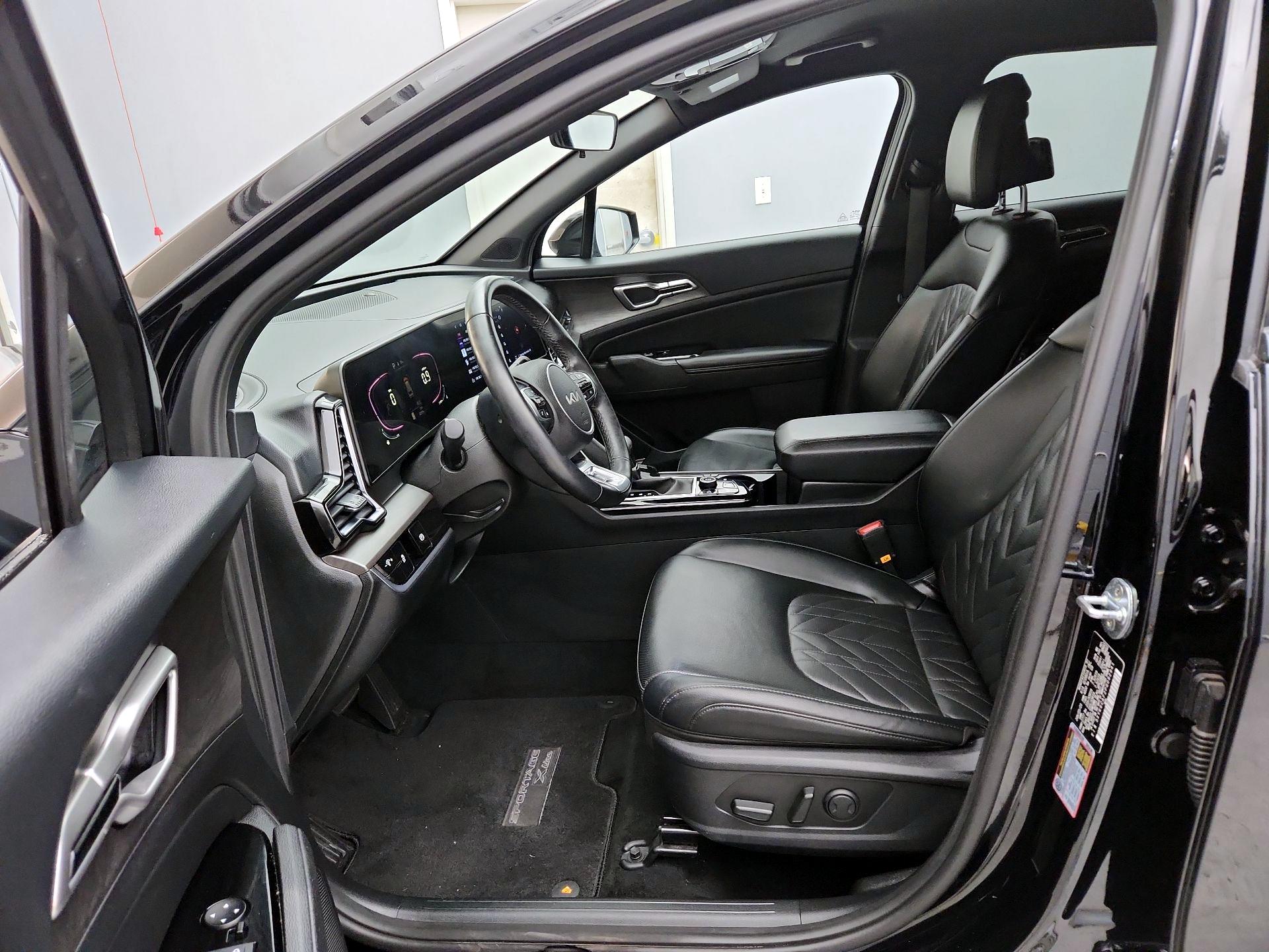 Thumbnail: 2023 Kia Sportage - 11