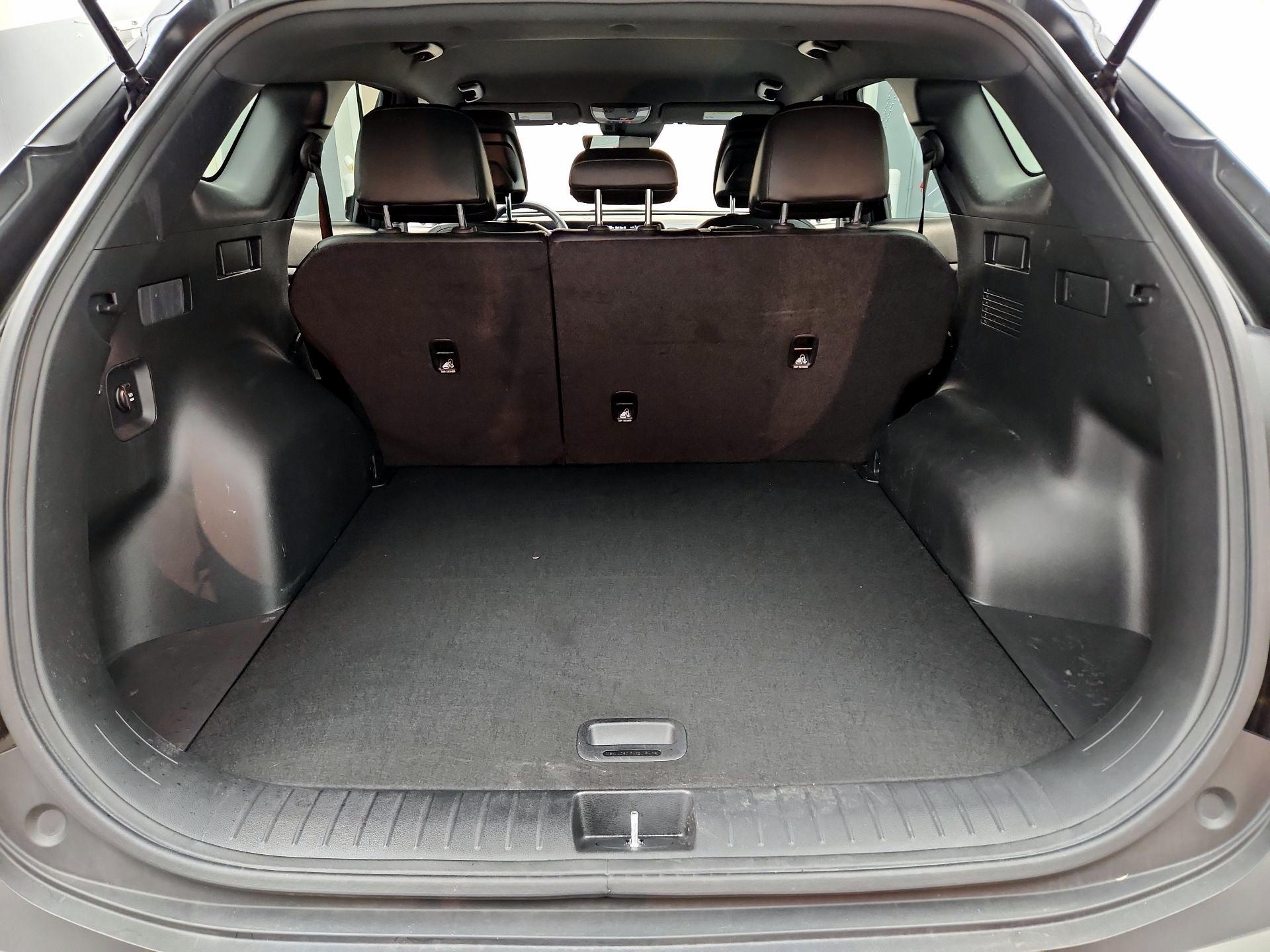 Thumbnail: 2023 Kia Sportage - 20