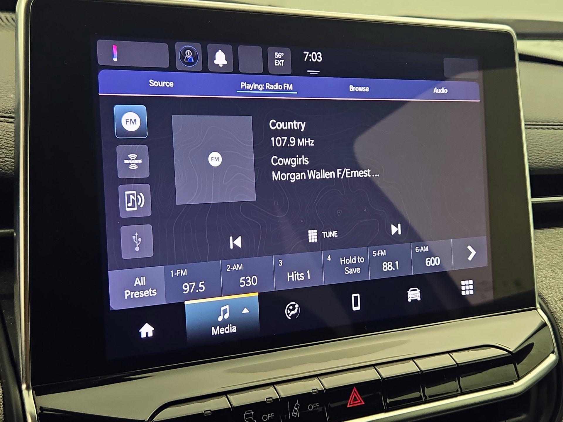 Thumbnail: 2023 Jeep Compass - 15