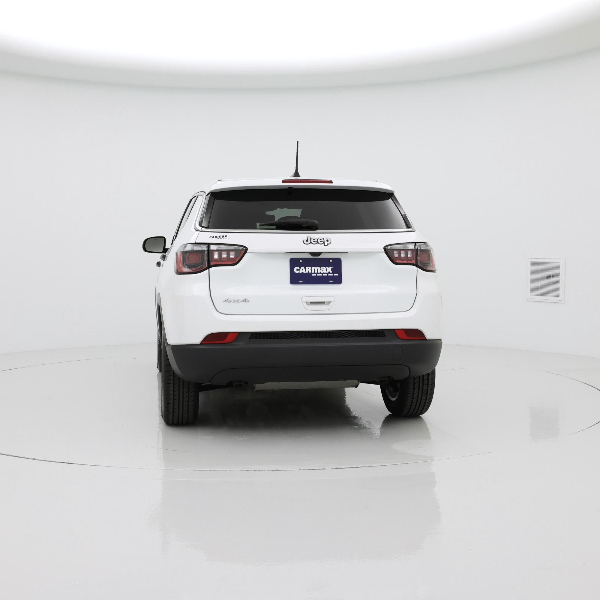 Thumbnail: 2023 Jeep Compass - 6