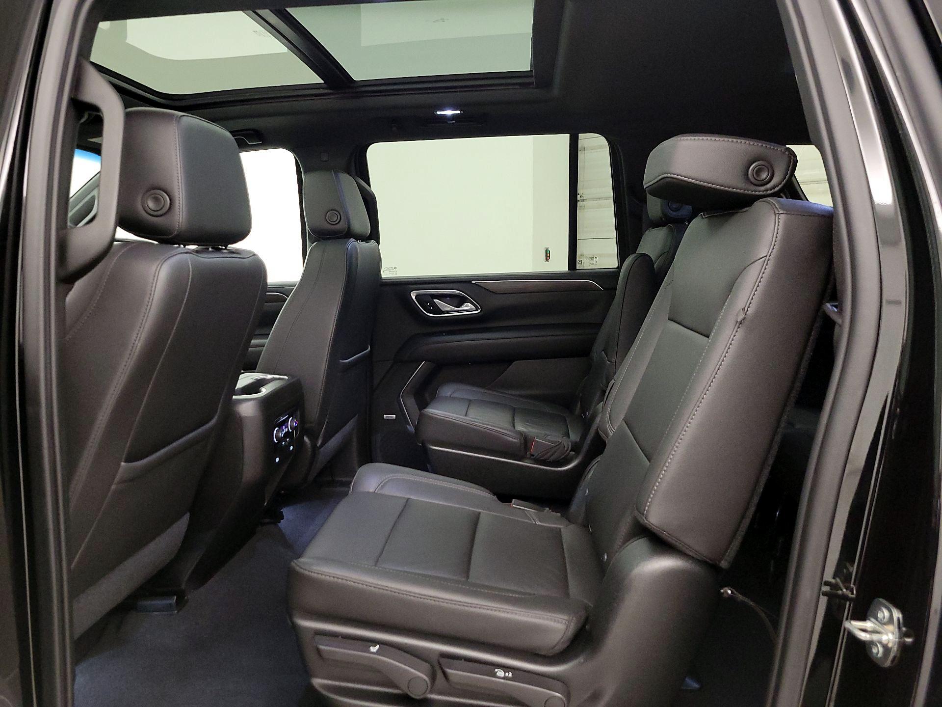 Thumbnail: 2021 Chevrolet Suburban - 20