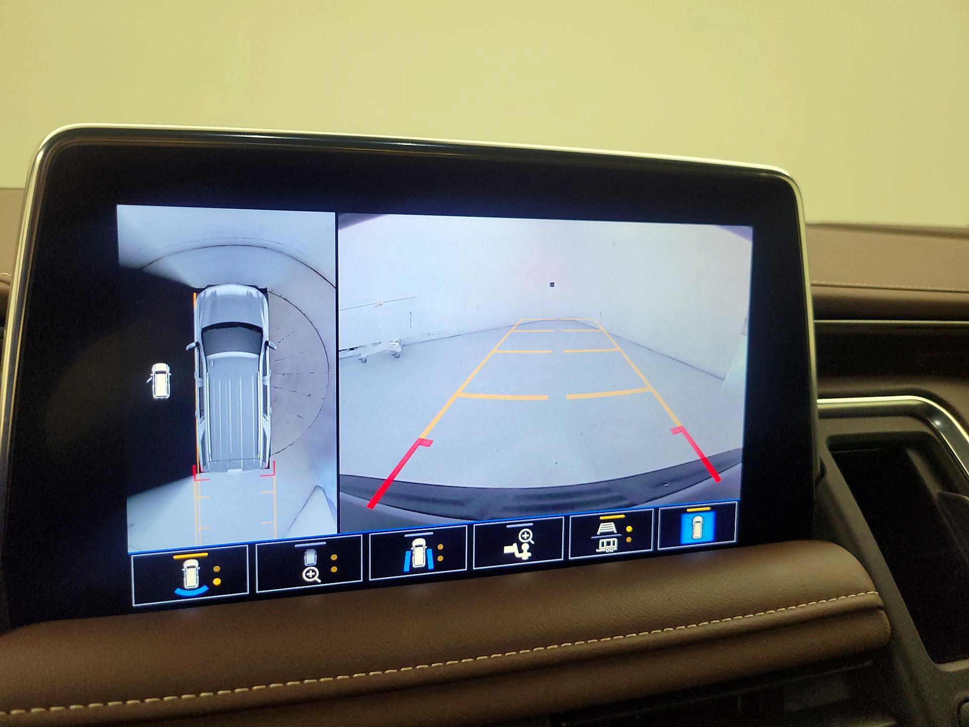 Thumbnail: 2021 Chevrolet Tahoe - 15