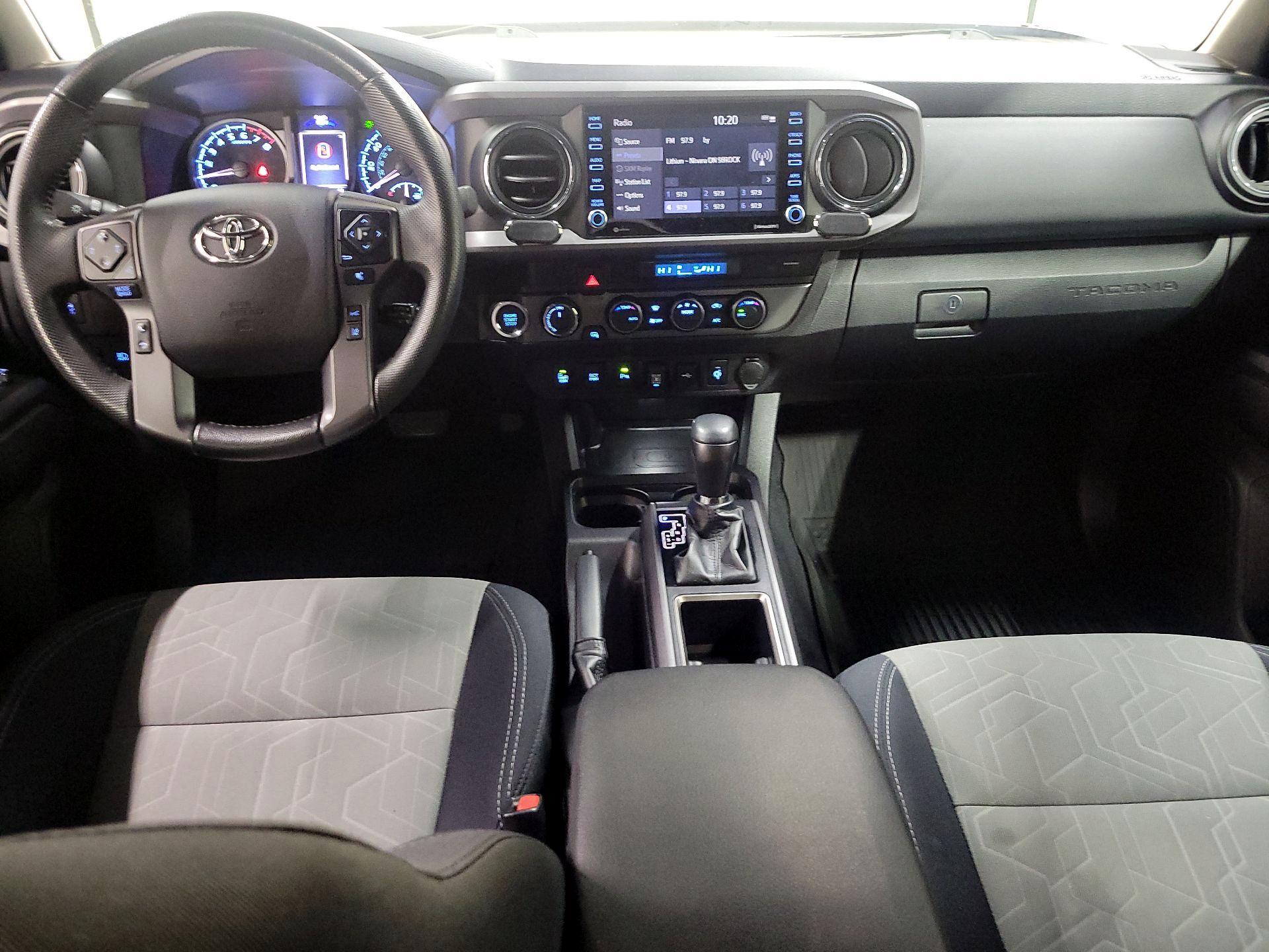 Thumbnail: 2022 Toyota Tacoma - 9