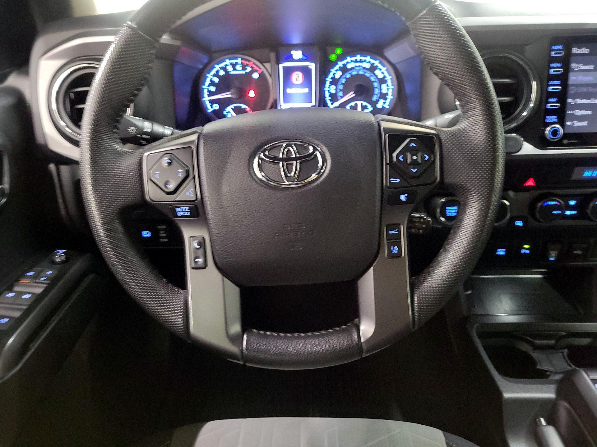 Thumbnail: 2022 Toyota Tacoma - 10