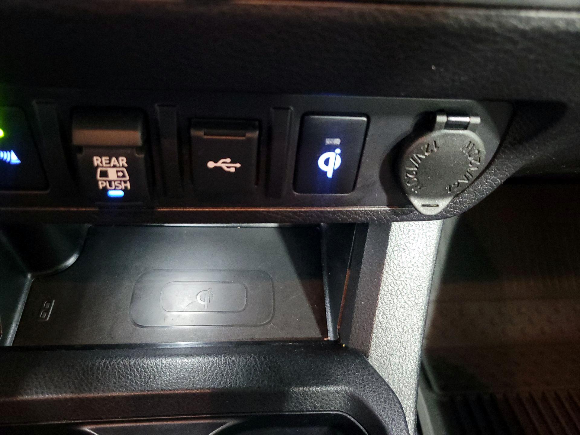 Thumbnail: 2022 Toyota Tacoma - 18