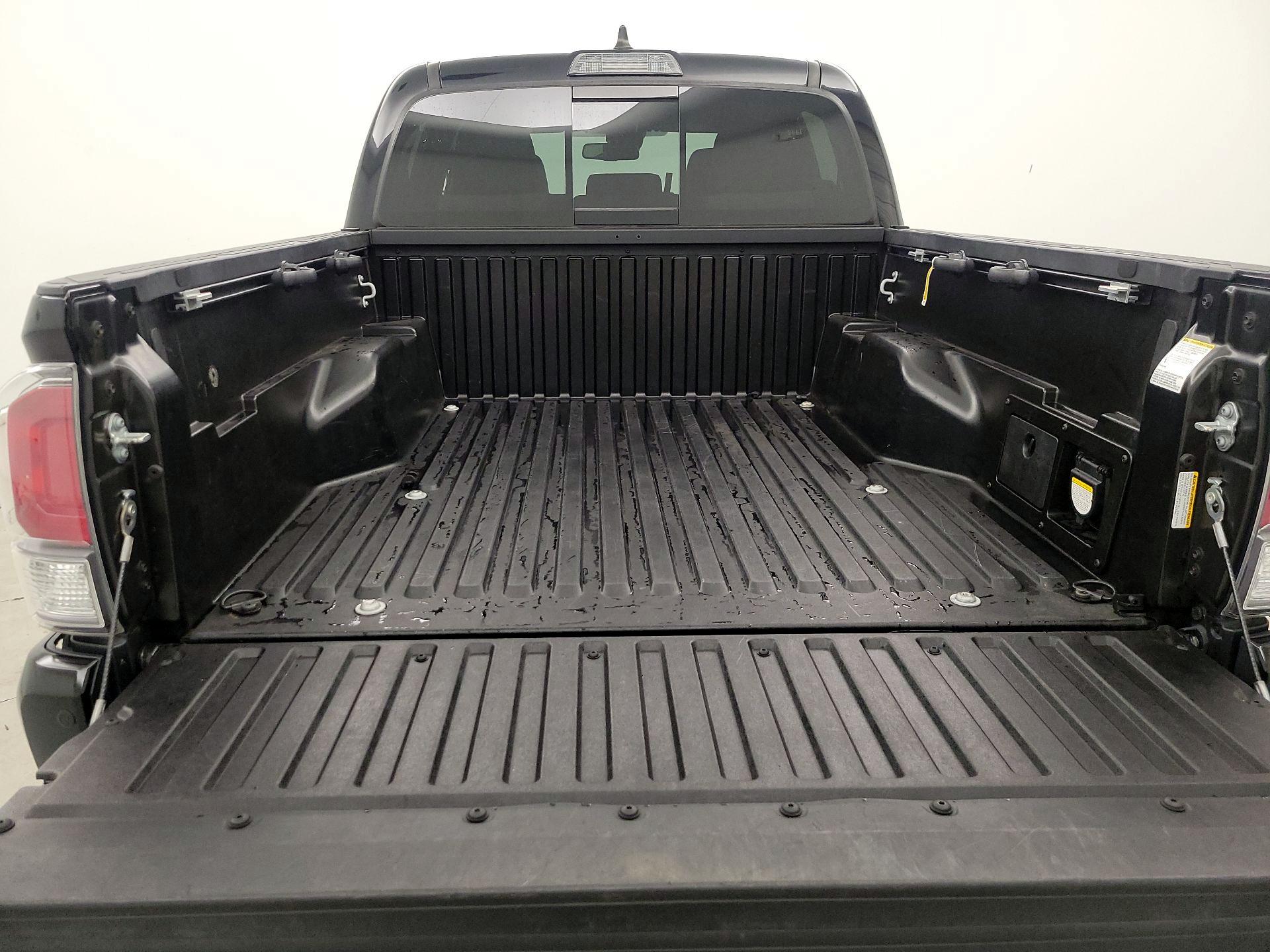 Thumbnail: 2022 Toyota Tacoma - 20