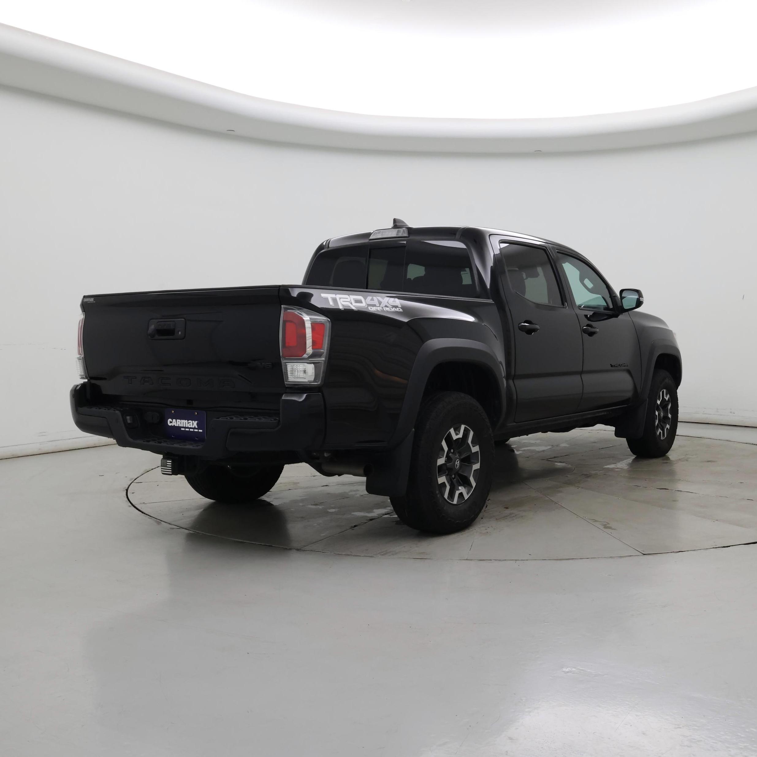 Thumbnail: 2022 Toyota Tacoma - 8