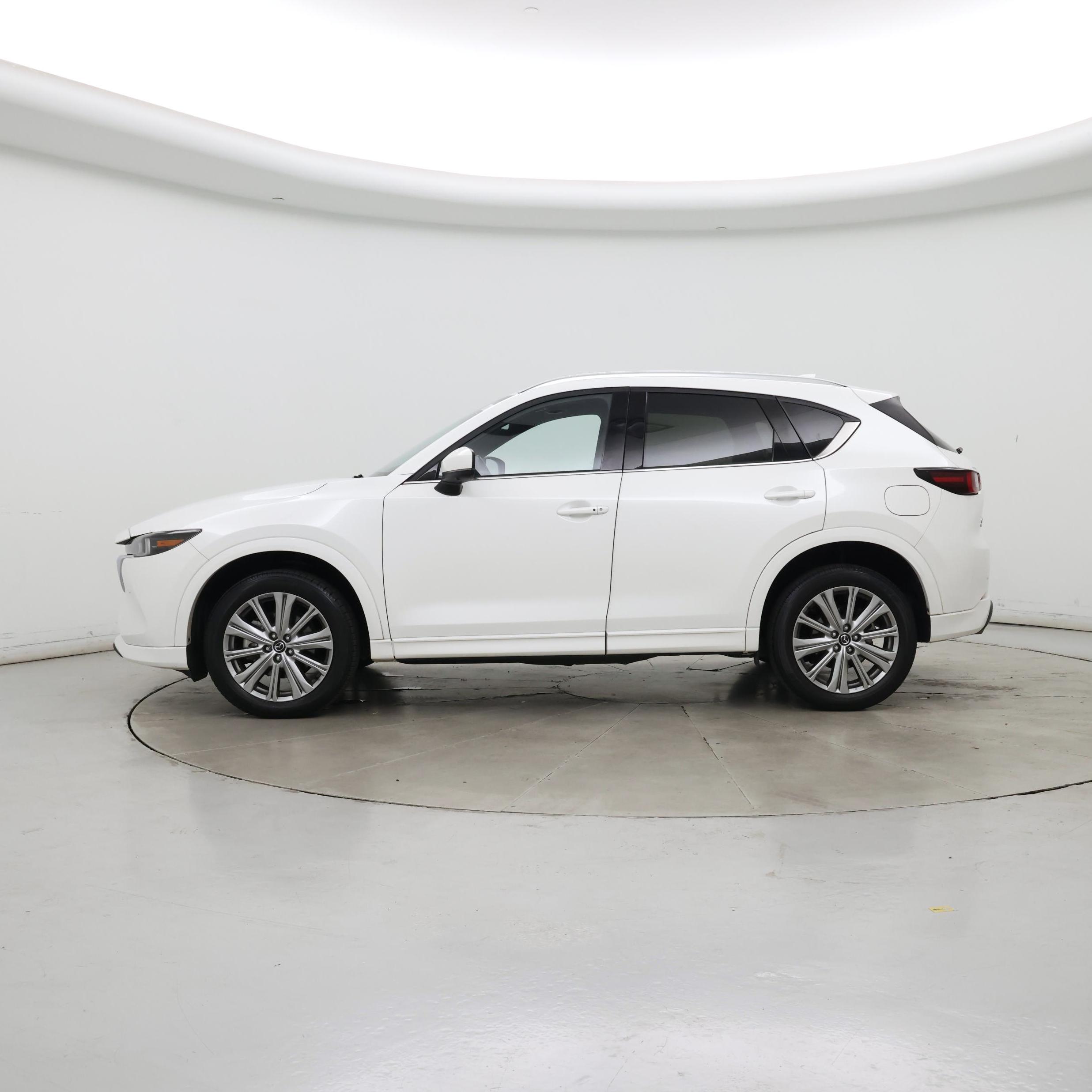 Thumbnail: 2022 Mazda CX-5 - 3