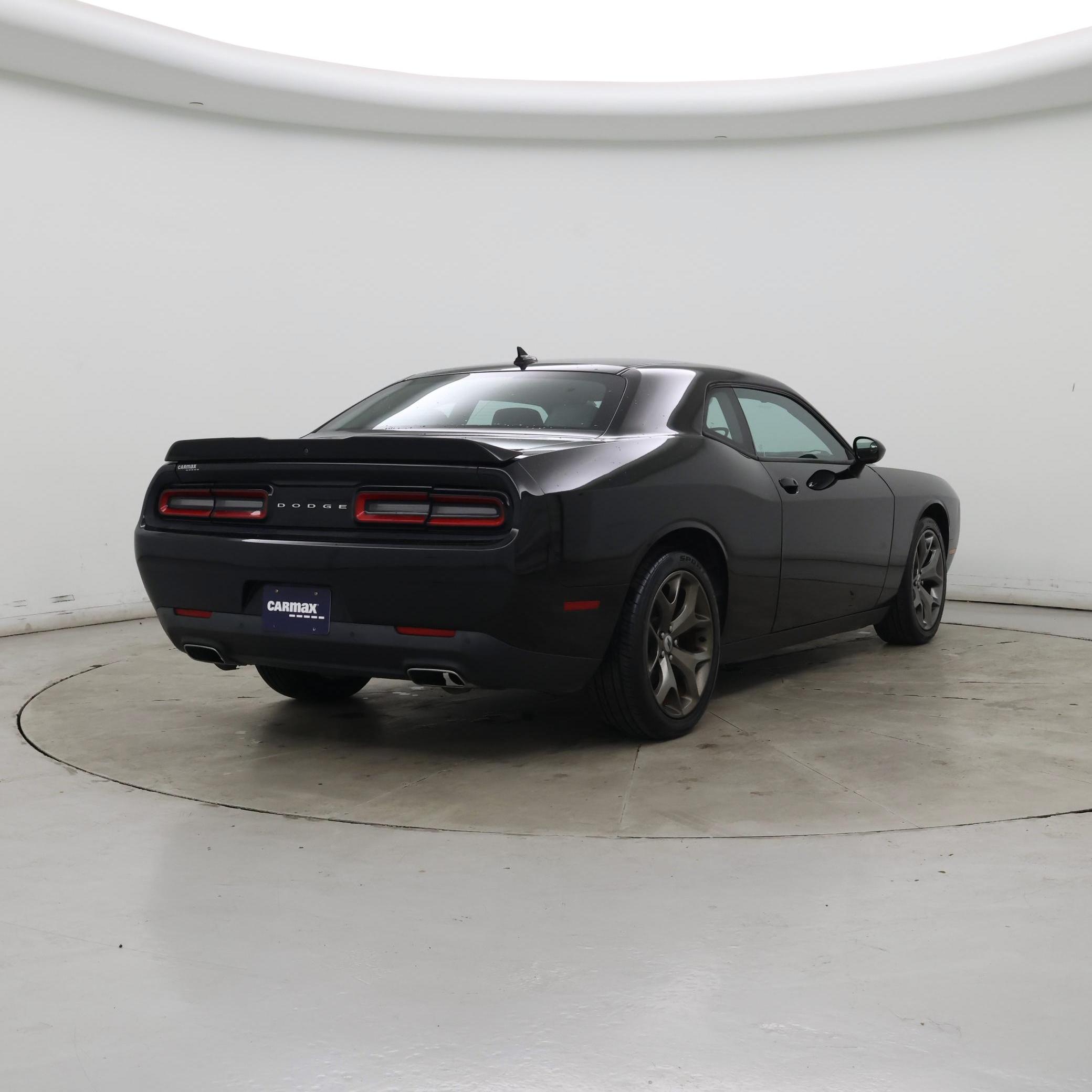 Thumbnail: 2017 Dodge Challenger - 8