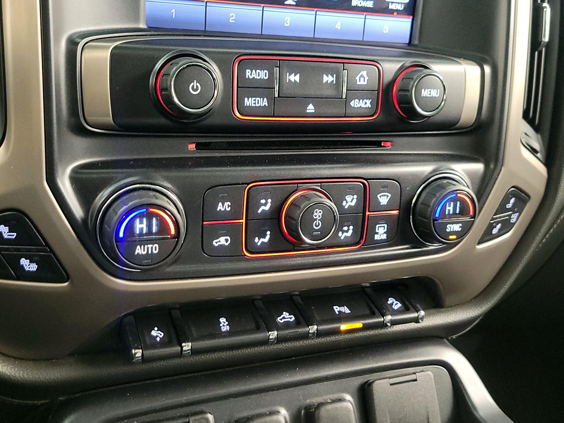 Thumbnail: 2015 GMC Sierra 1500 - 17