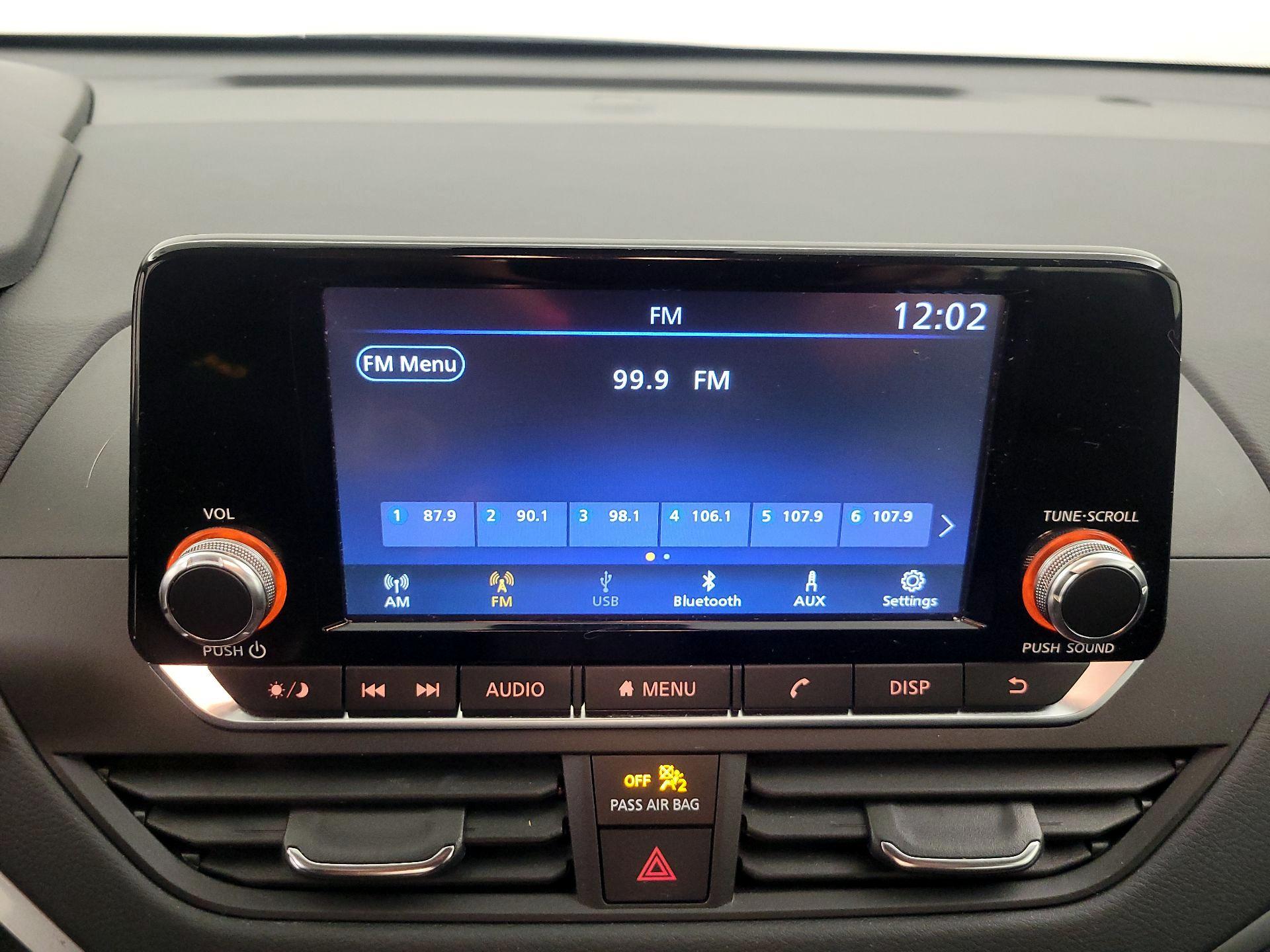 Thumbnail: 2022 Nissan Altima - 15