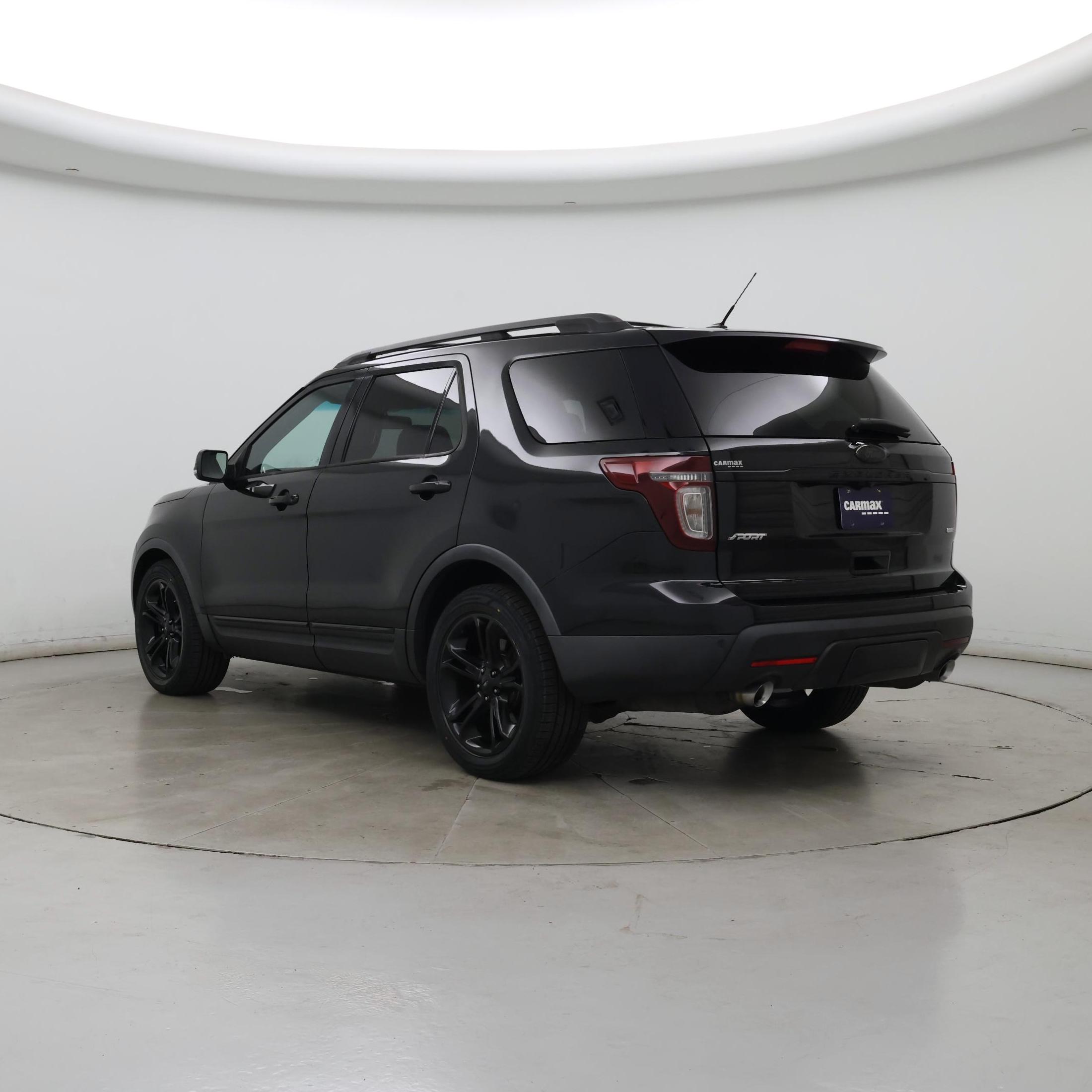 Thumbnail: 2015 Ford Explorer - 2