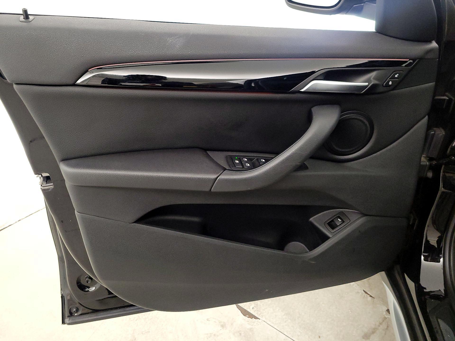 Thumbnail: 2019 BMW X1 - 12