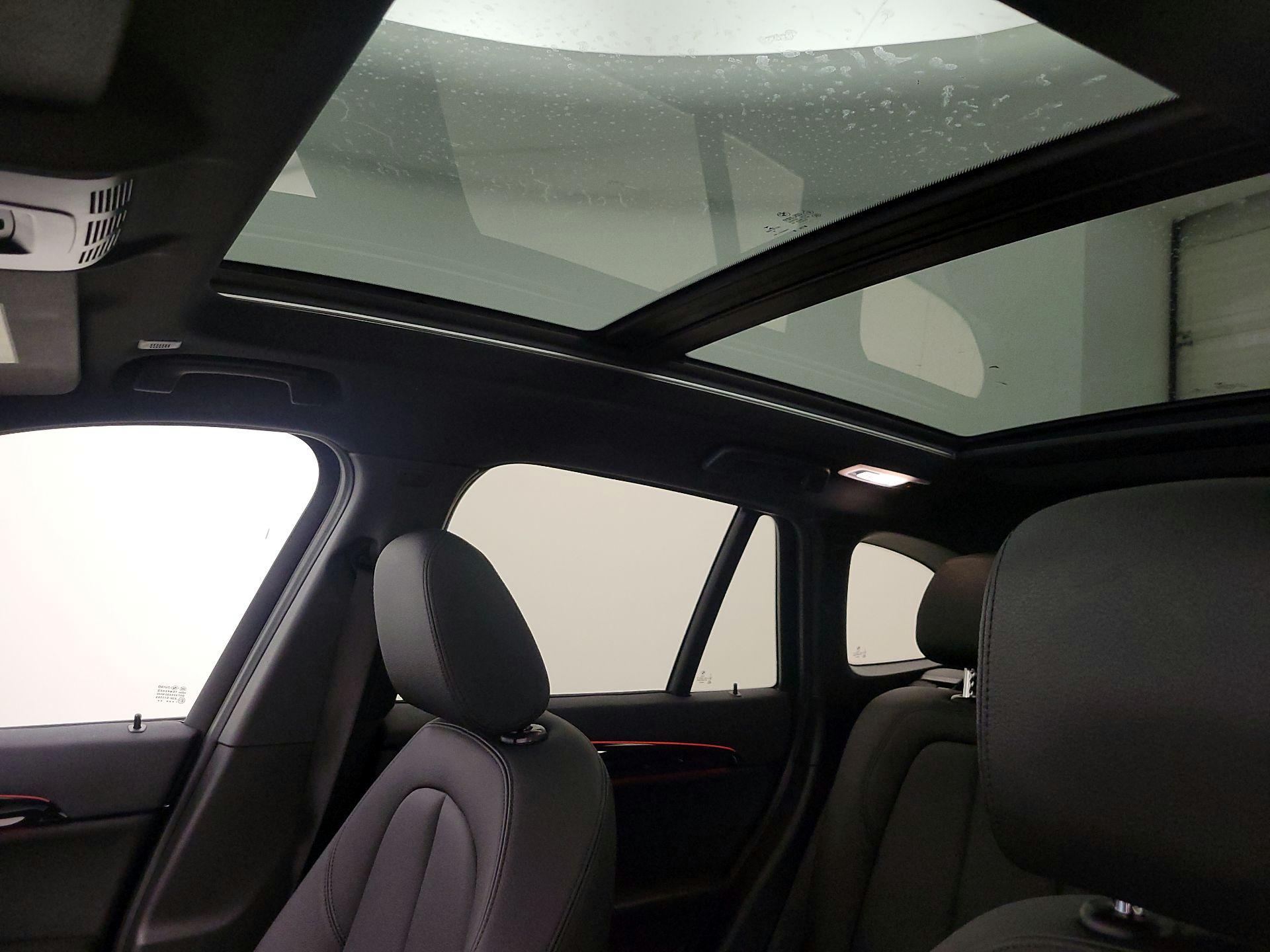 Thumbnail: 2019 BMW X1 - 19