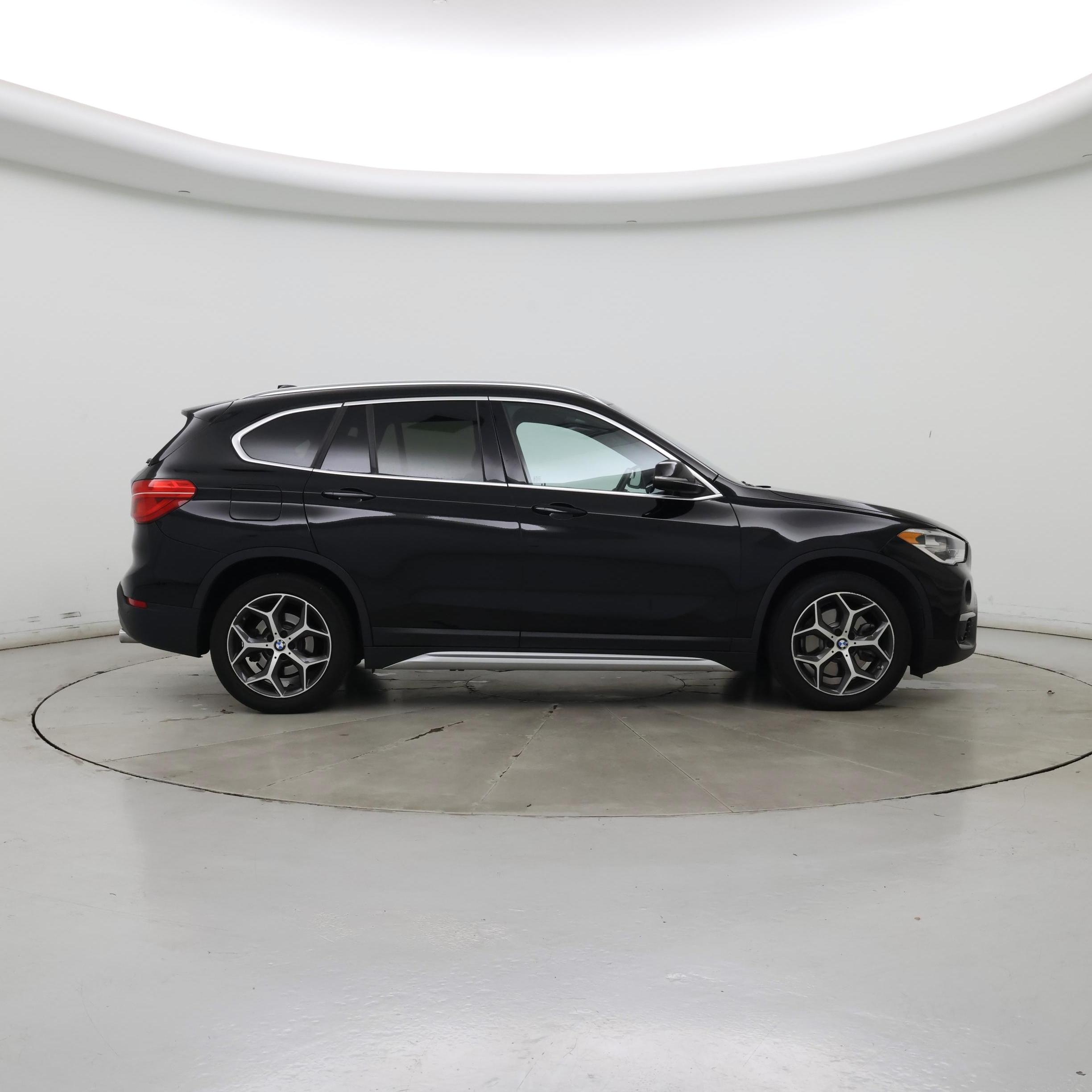 Thumbnail: 2019 BMW X1 - 7