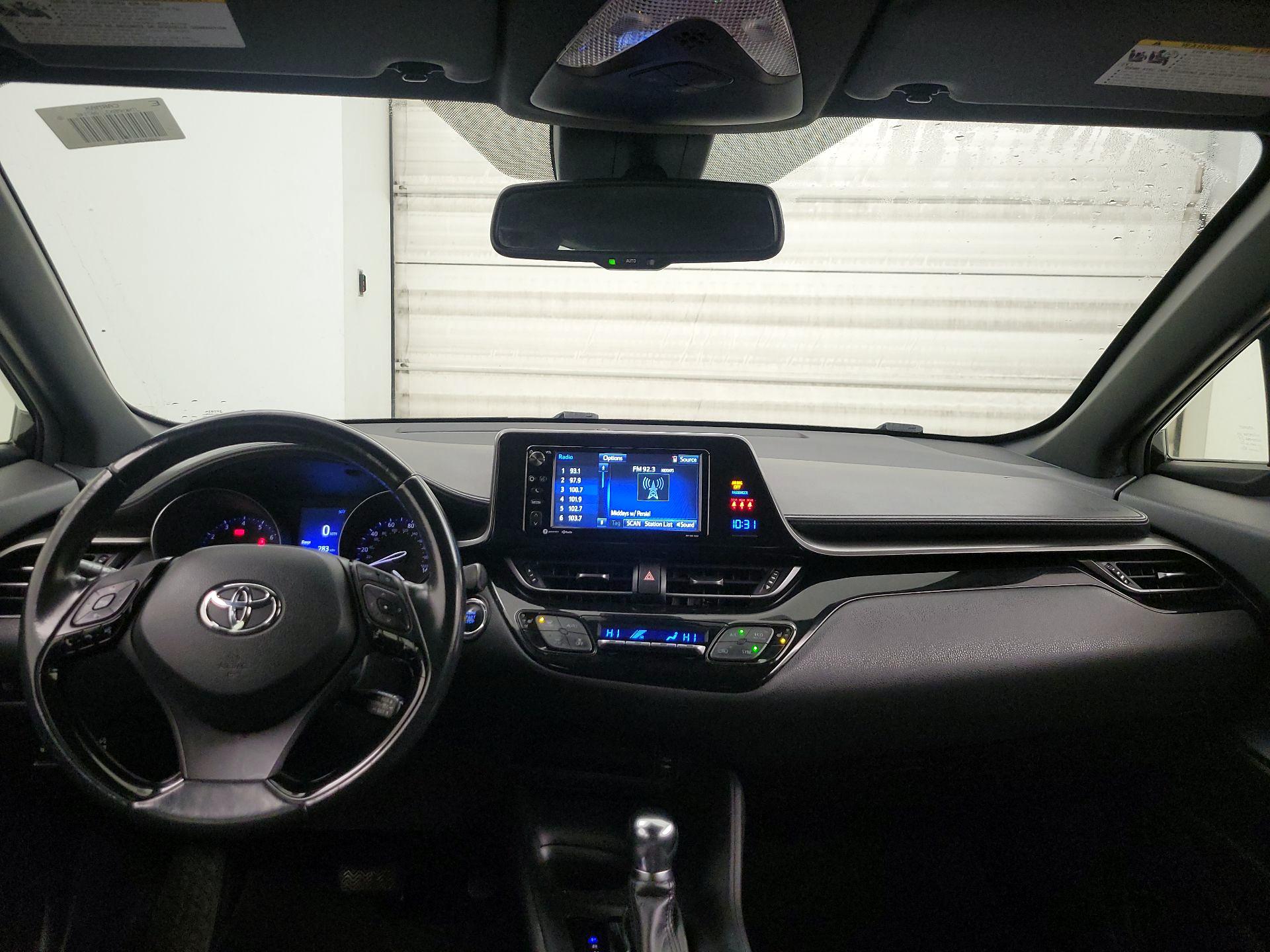 Thumbnail: 2018 Toyota C-HR - 9